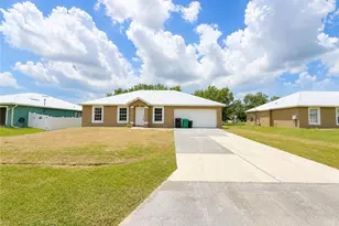 756 SE Lansdowne Ave, Port Saint Lucie, FL 34983 - Photo 1