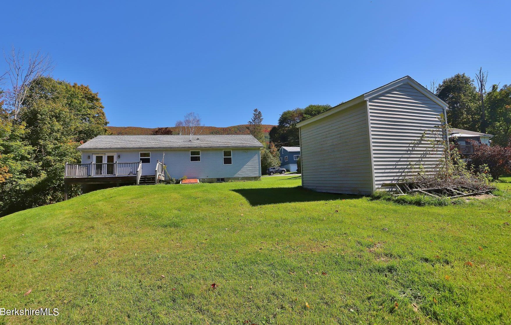 45 D St, Clarksburg MA  01247-2913 exterior