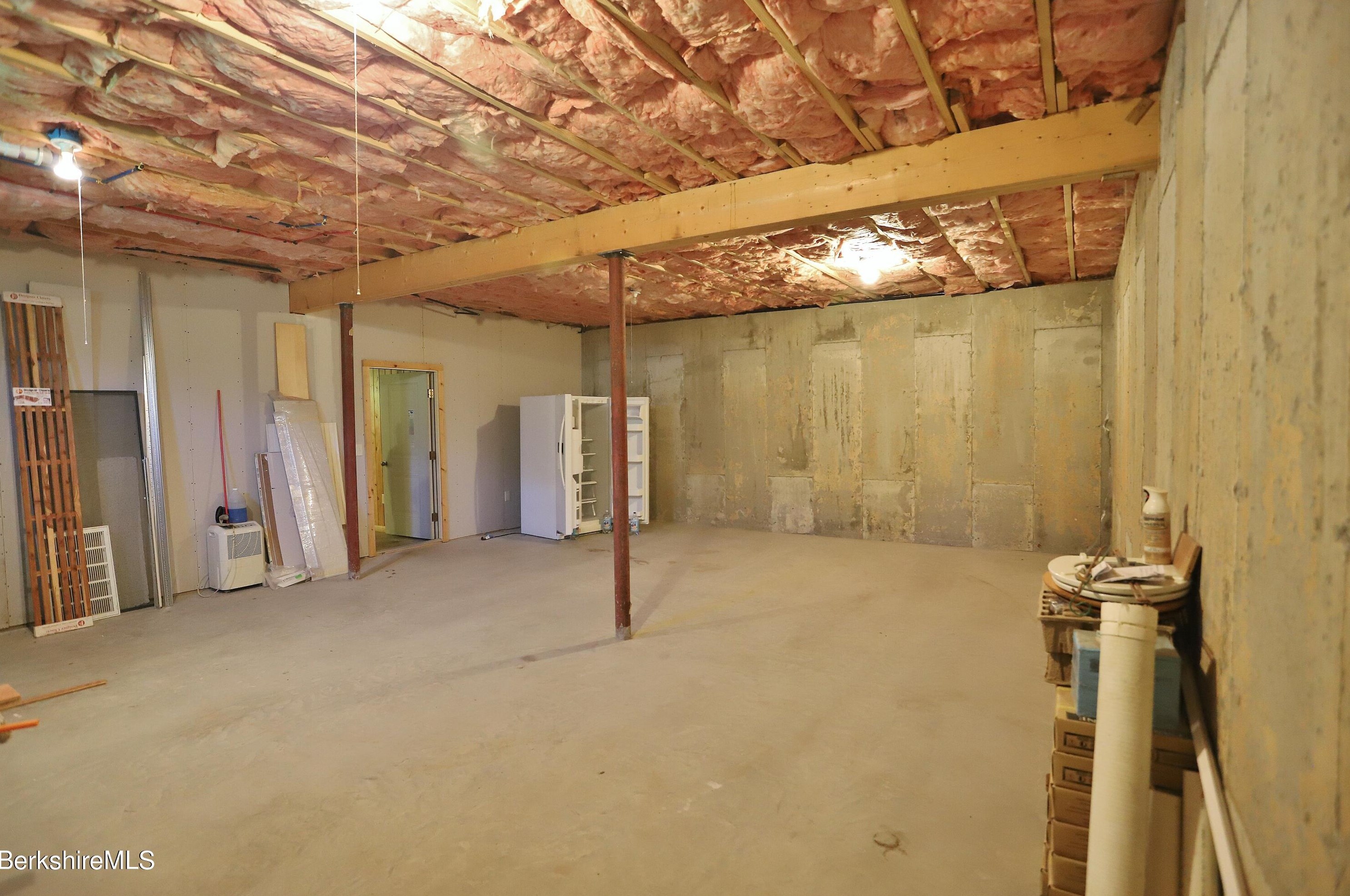 45 D St, Clarksburg MA  01247-2913 exterior