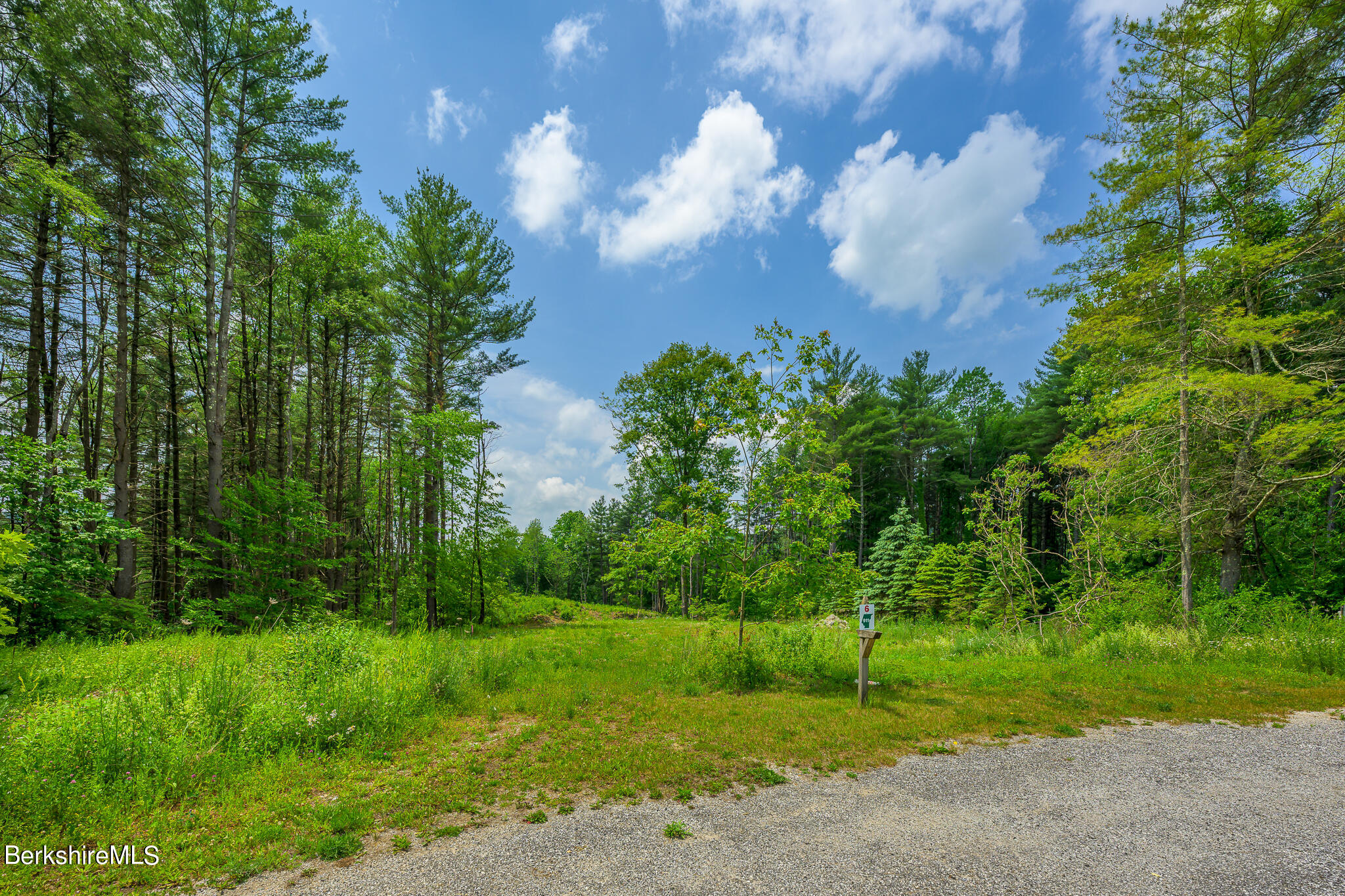 6 Colonial Acres , West Stockbridge, MA 01266 MLS 239645 Coldwell
