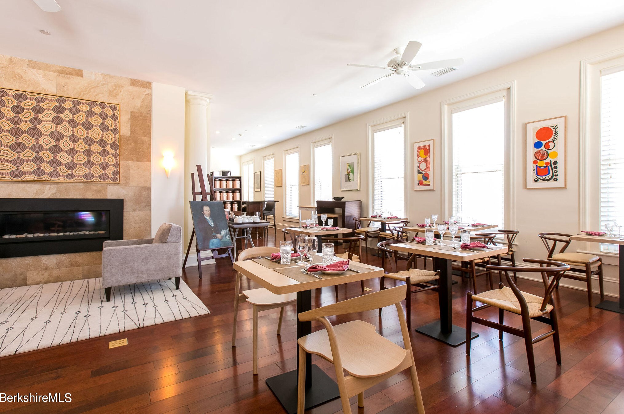 281 Main St, Alford MA 01230-6109 exterior