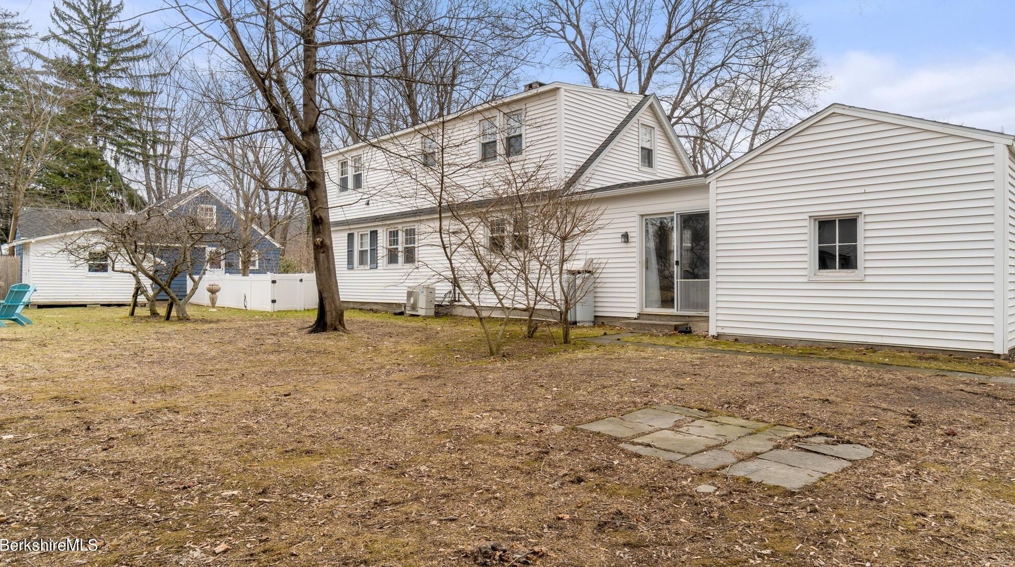 24 Manville St, Alford MA 01230-1912 exterior