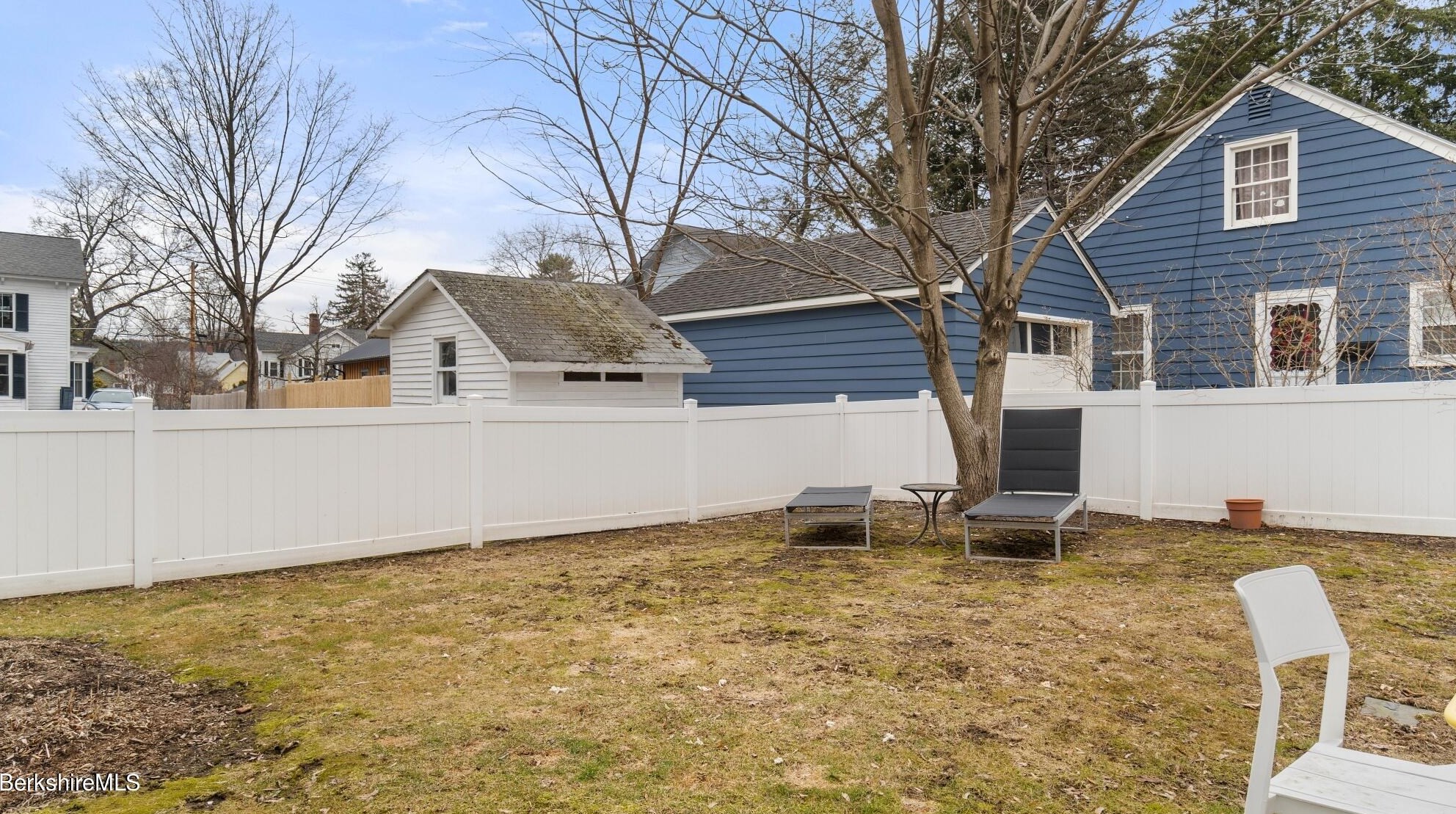 24 Manville St, Alford MA 01230-1912 exterior