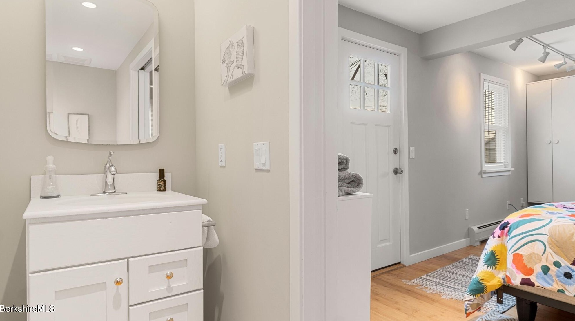 24 Manville St, Alford MA 01230-1912 exterior