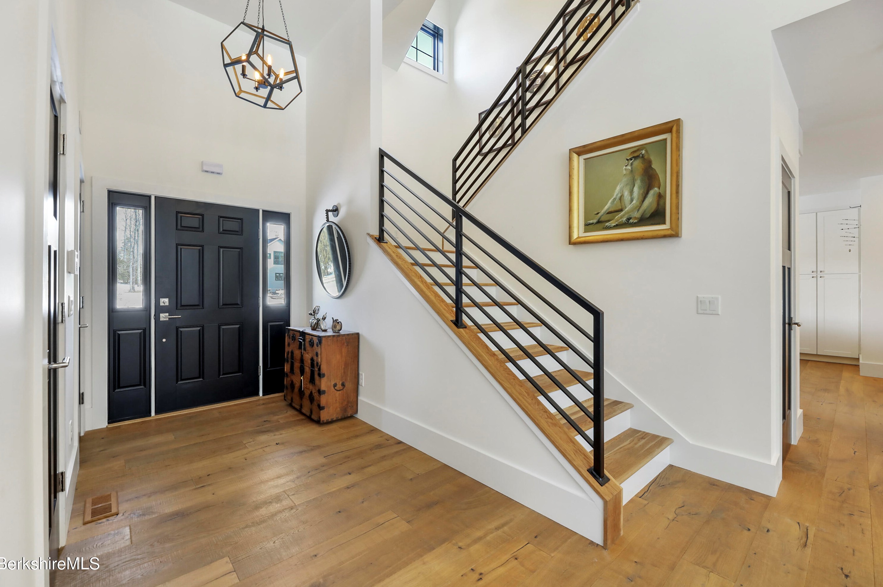 750 Mallard Ln, Lee, MA 01238