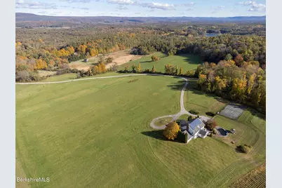 84 B Undermountain Rd, Egremont, MA 01258 - Photo 5