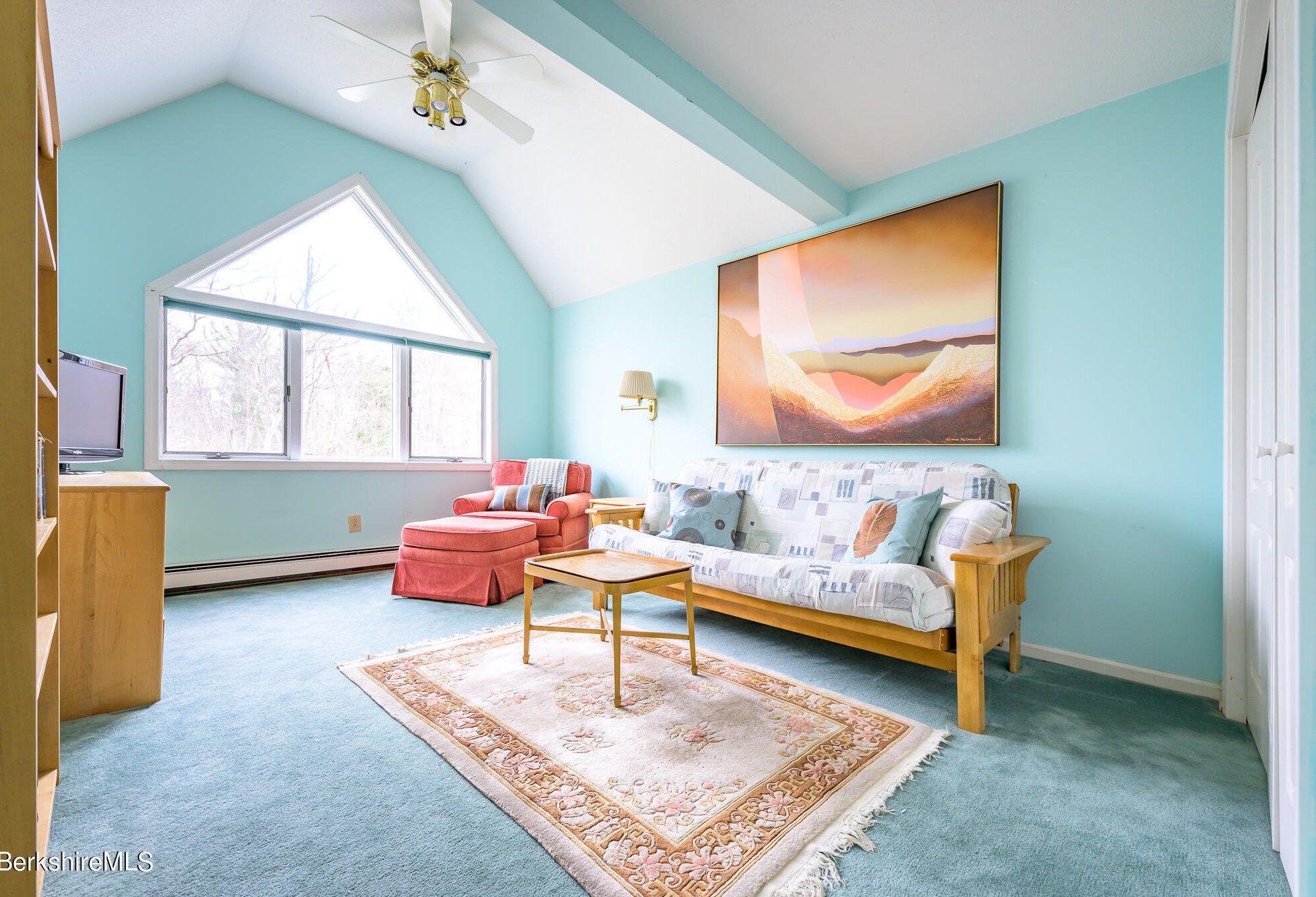 3 Woodland Cir, Pittsfield MA 01201-5793 exterior