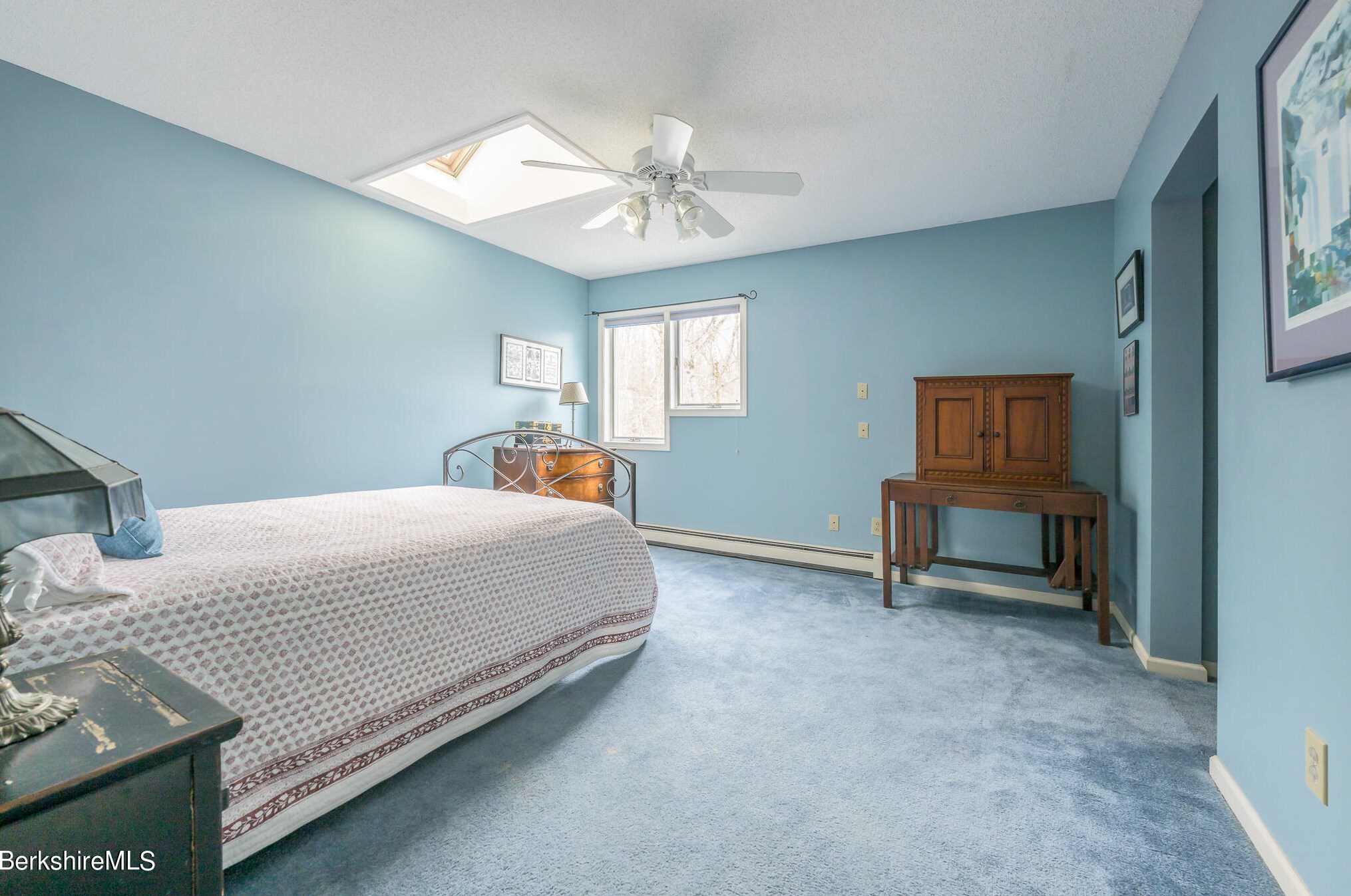 3 Woodland Cir, Pittsfield MA 01201-5793 exterior