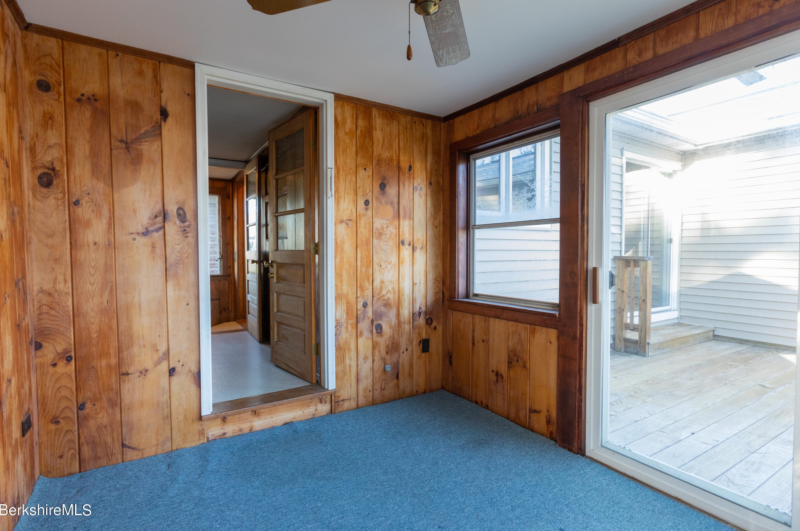 42 Lillian St, Pittsfield MA 01201-5652 exterior