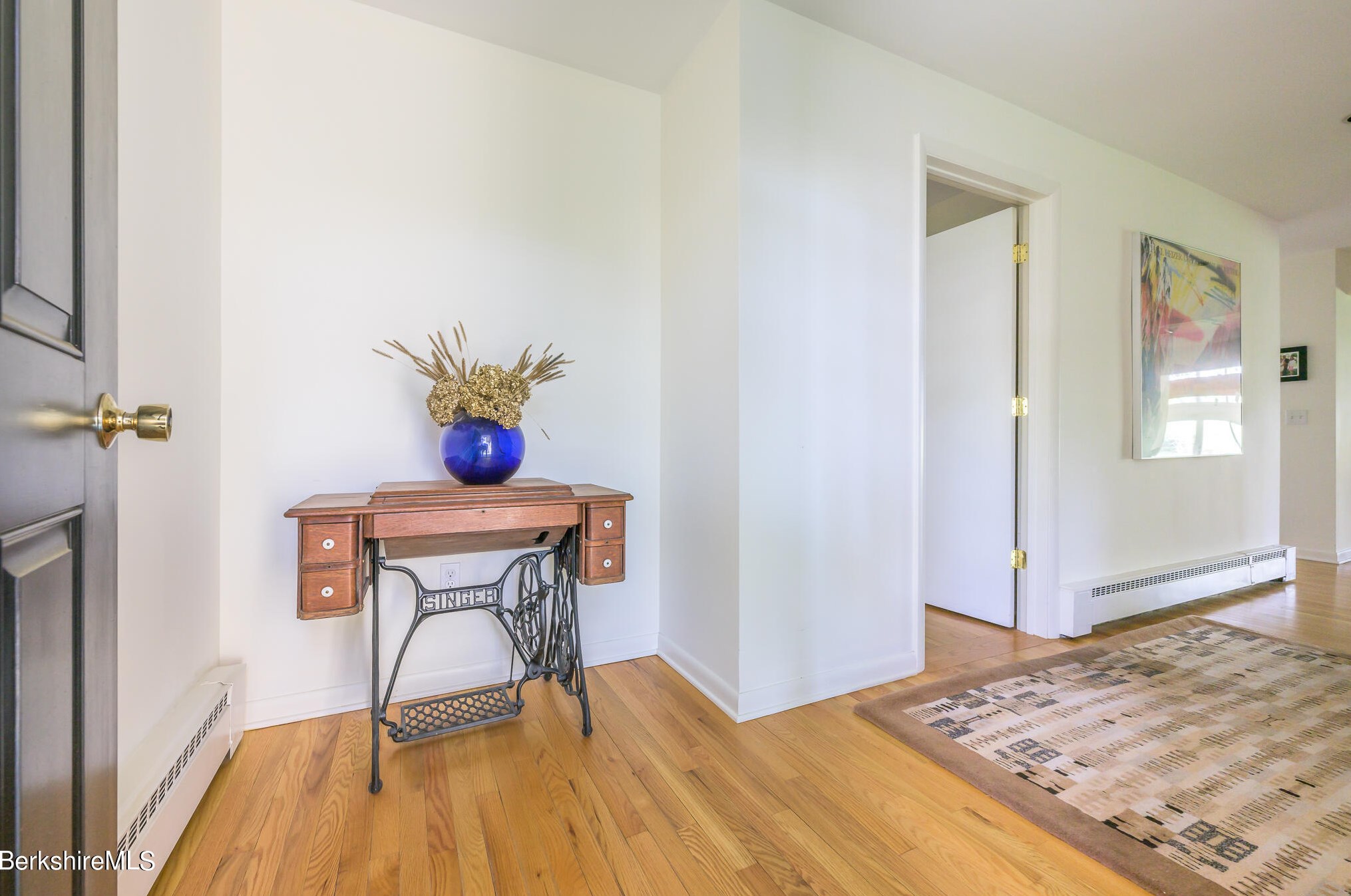 29 Valentine Rd, Pittsfield MA 01201-3042 exterior