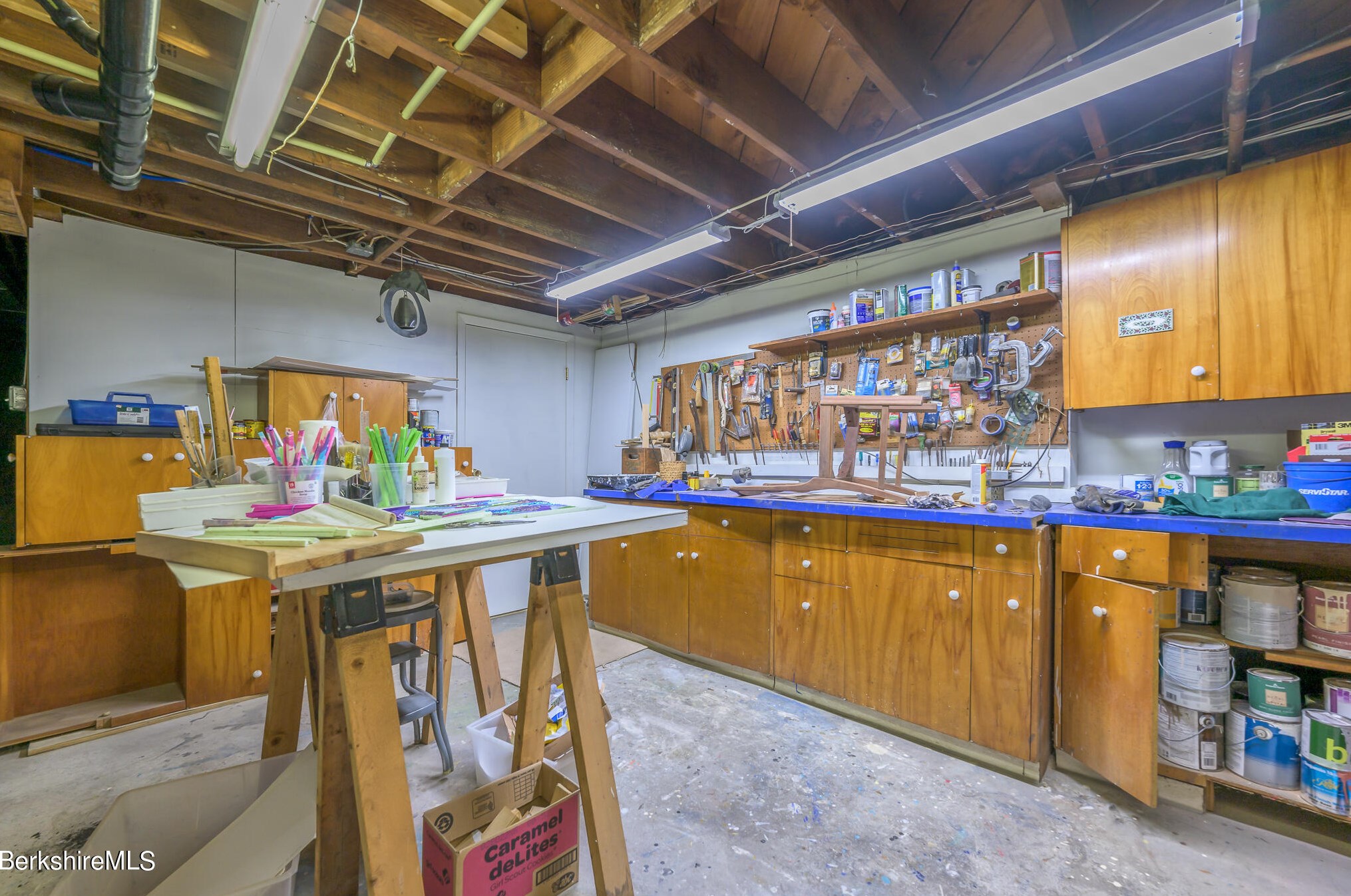 29 Valentine Rd, Pittsfield MA 01201-3042 exterior