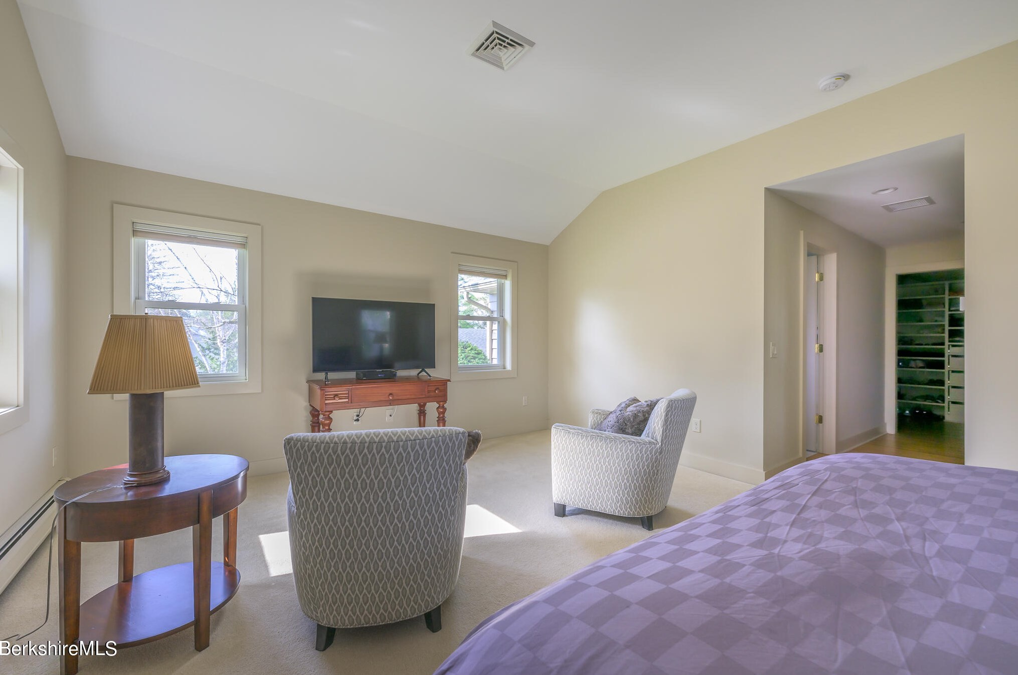 29 Valentine Rd, Pittsfield MA 01201-3042 exterior