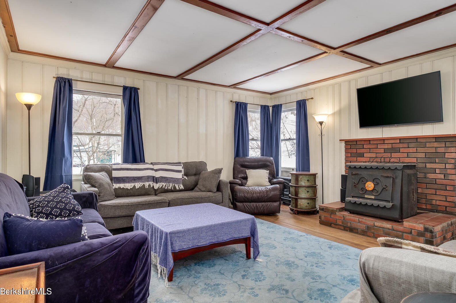 168 Main St, Clarksburg MA 01247-0033 exterior