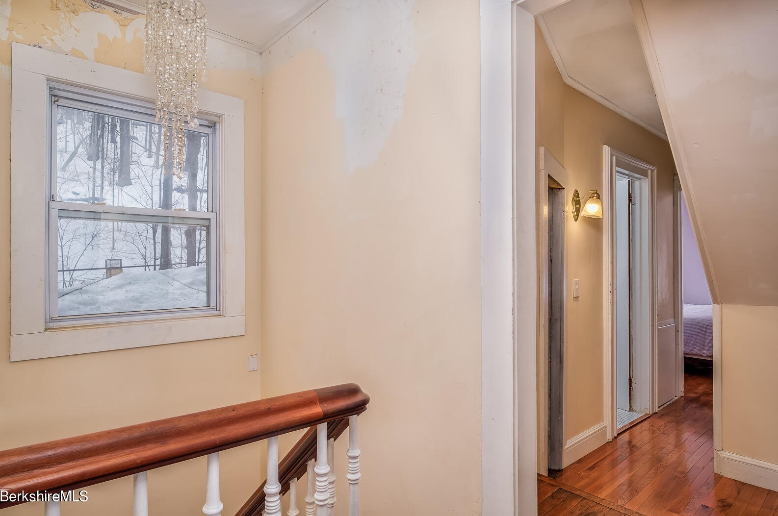 168 Main St, Clarksburg MA 01247-0033 exterior