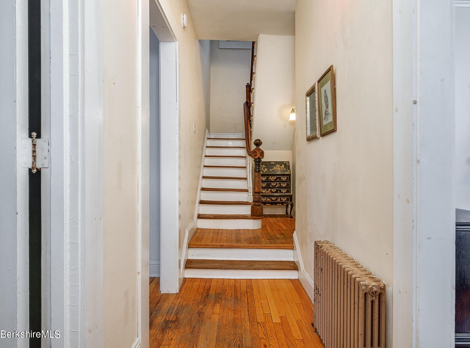 168 Main St, Clarksburg MA 01247-0033 exterior