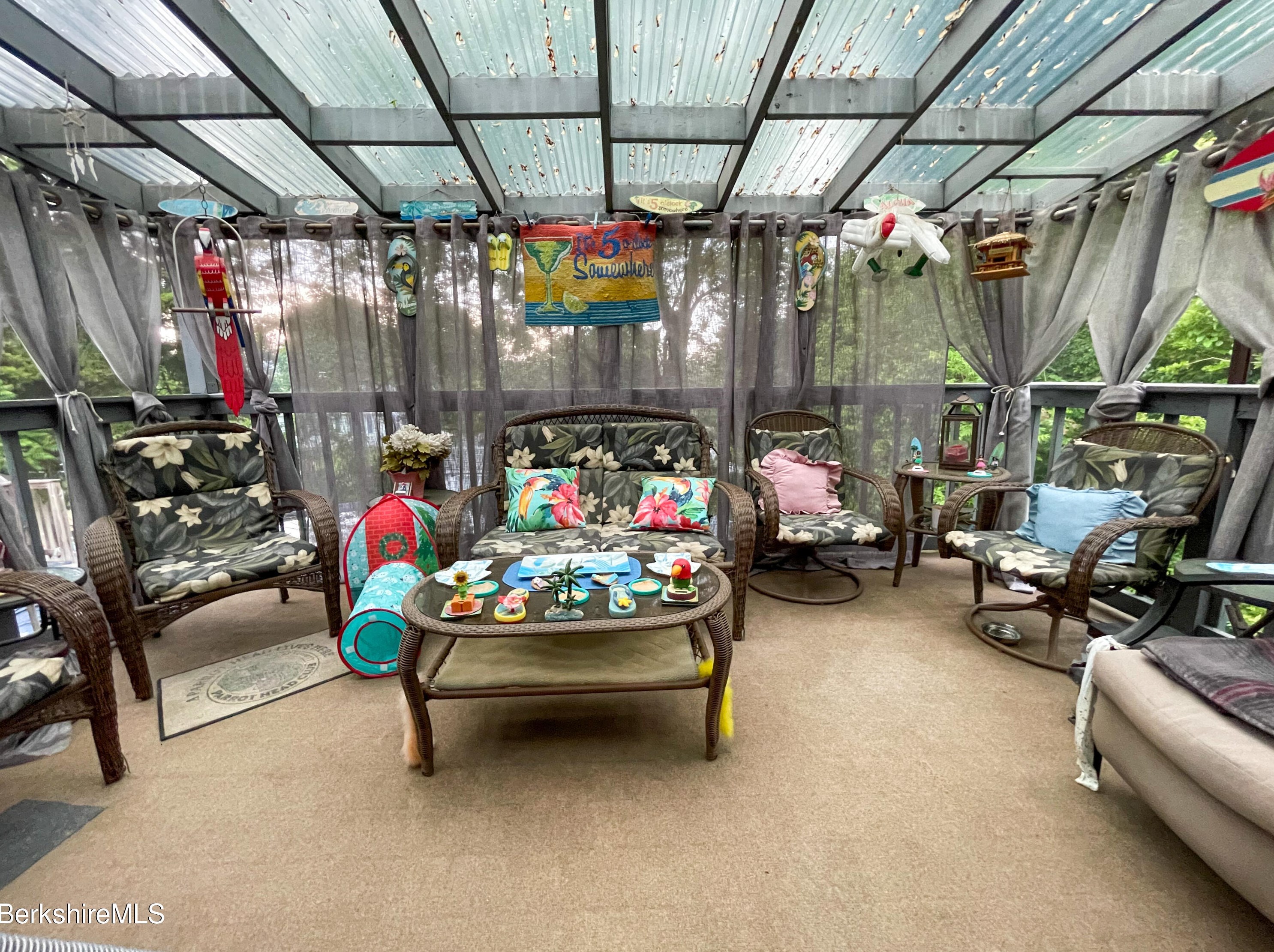 330 Connecticut Ave, Pittsfield MA  01201-3608 exterior