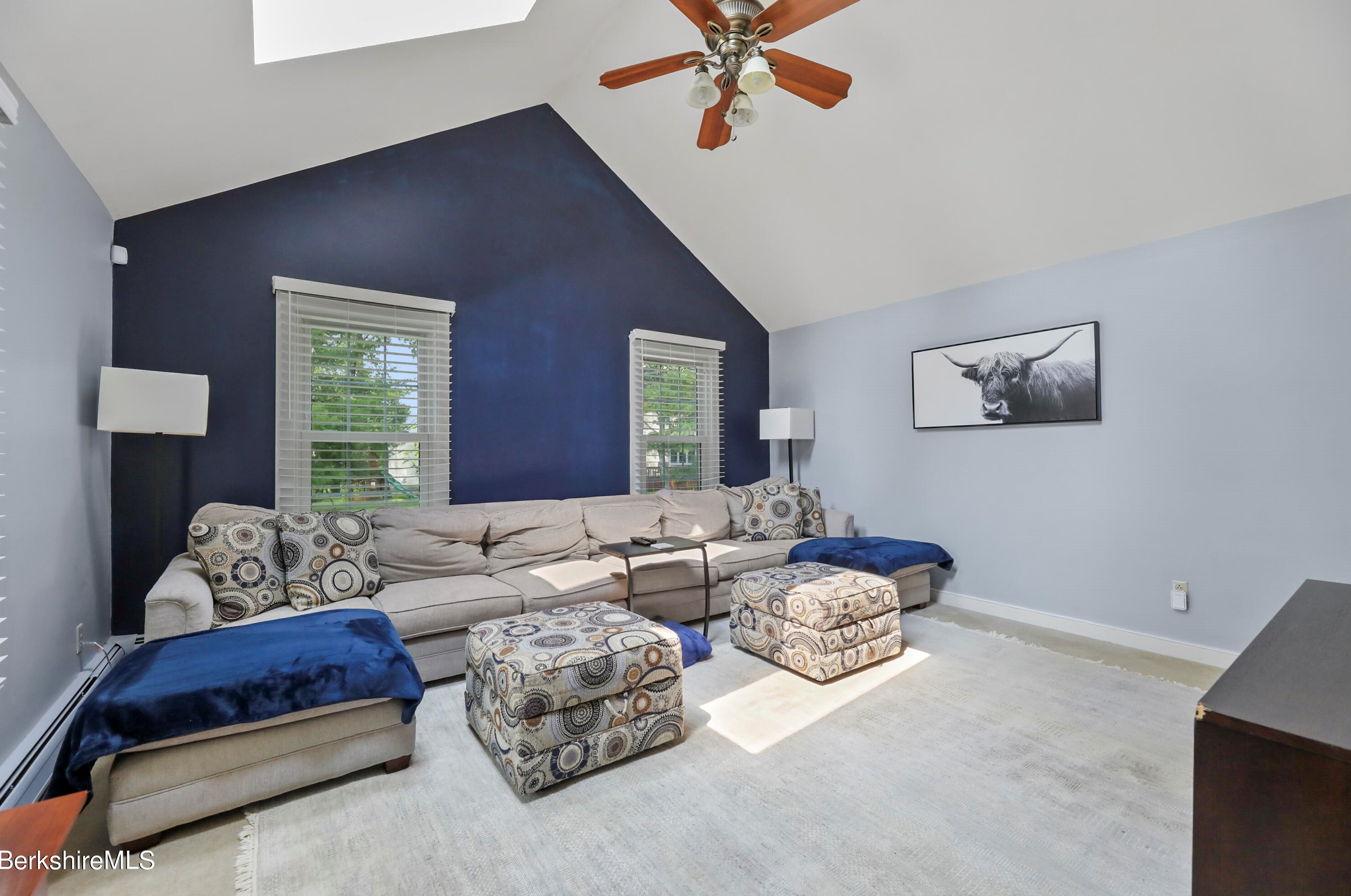 15 Filomena Dr, Pittsfield MA  01201-8438 exterior