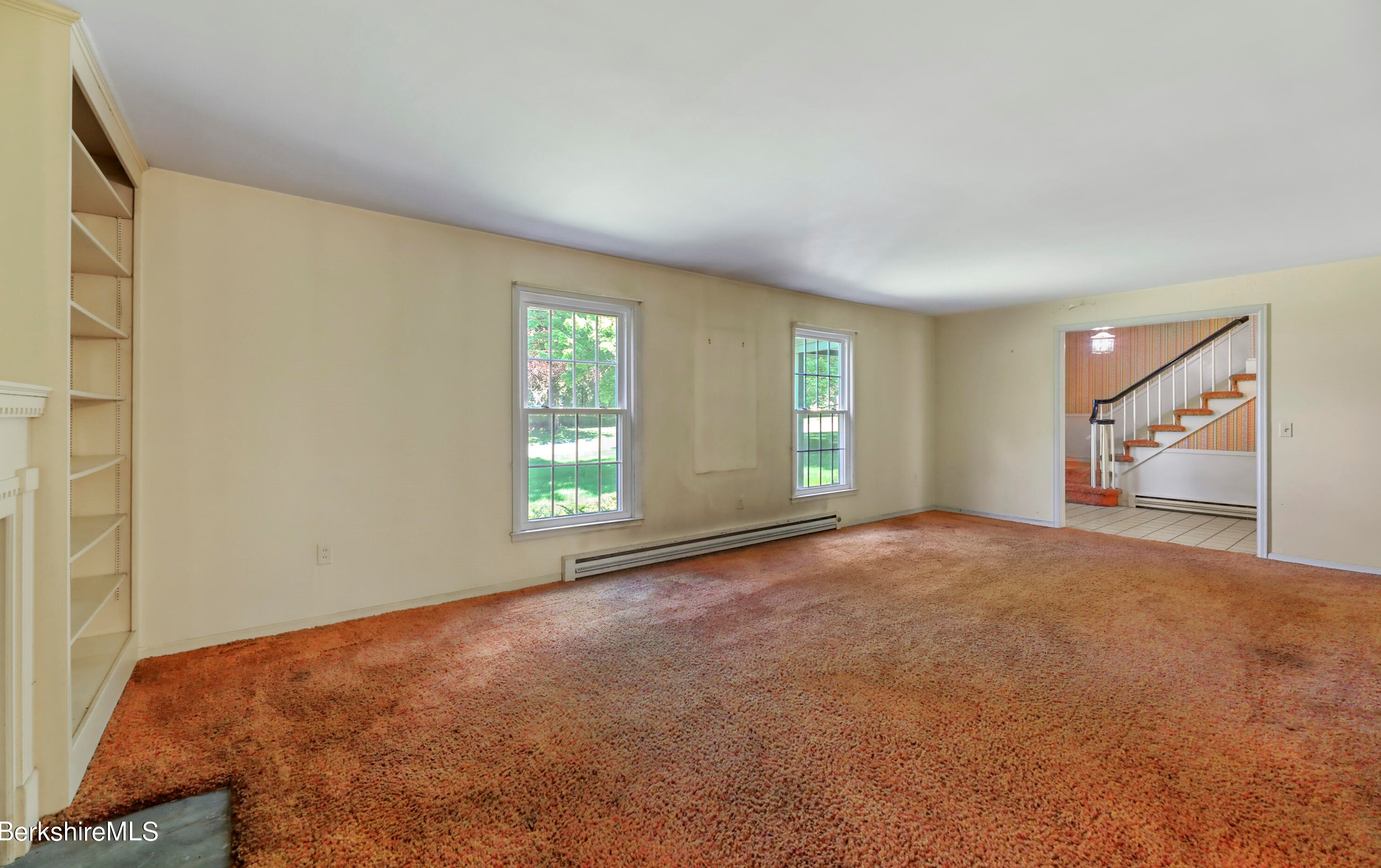 90 Dawes Ave, Pittsfield MA 01201-7322 exterior