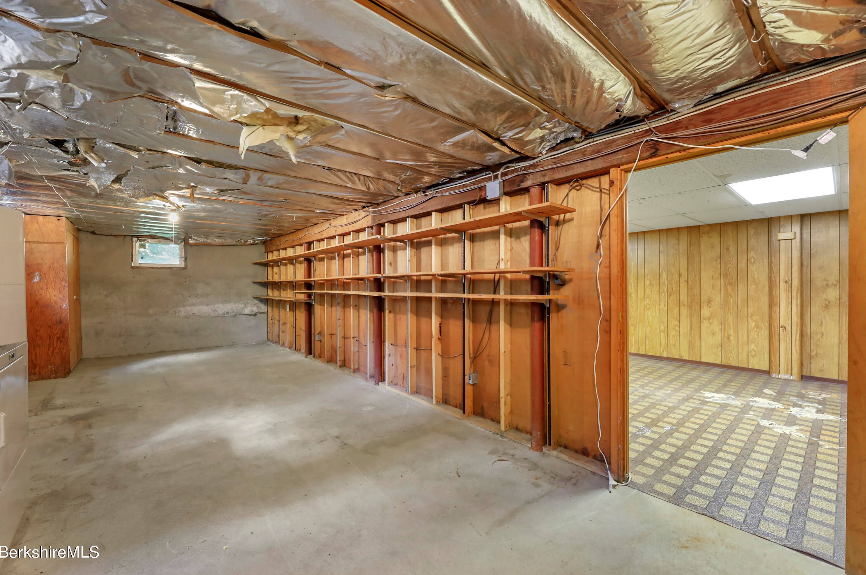 90 Dawes Ave, Pittsfield MA 01201-7322 exterior