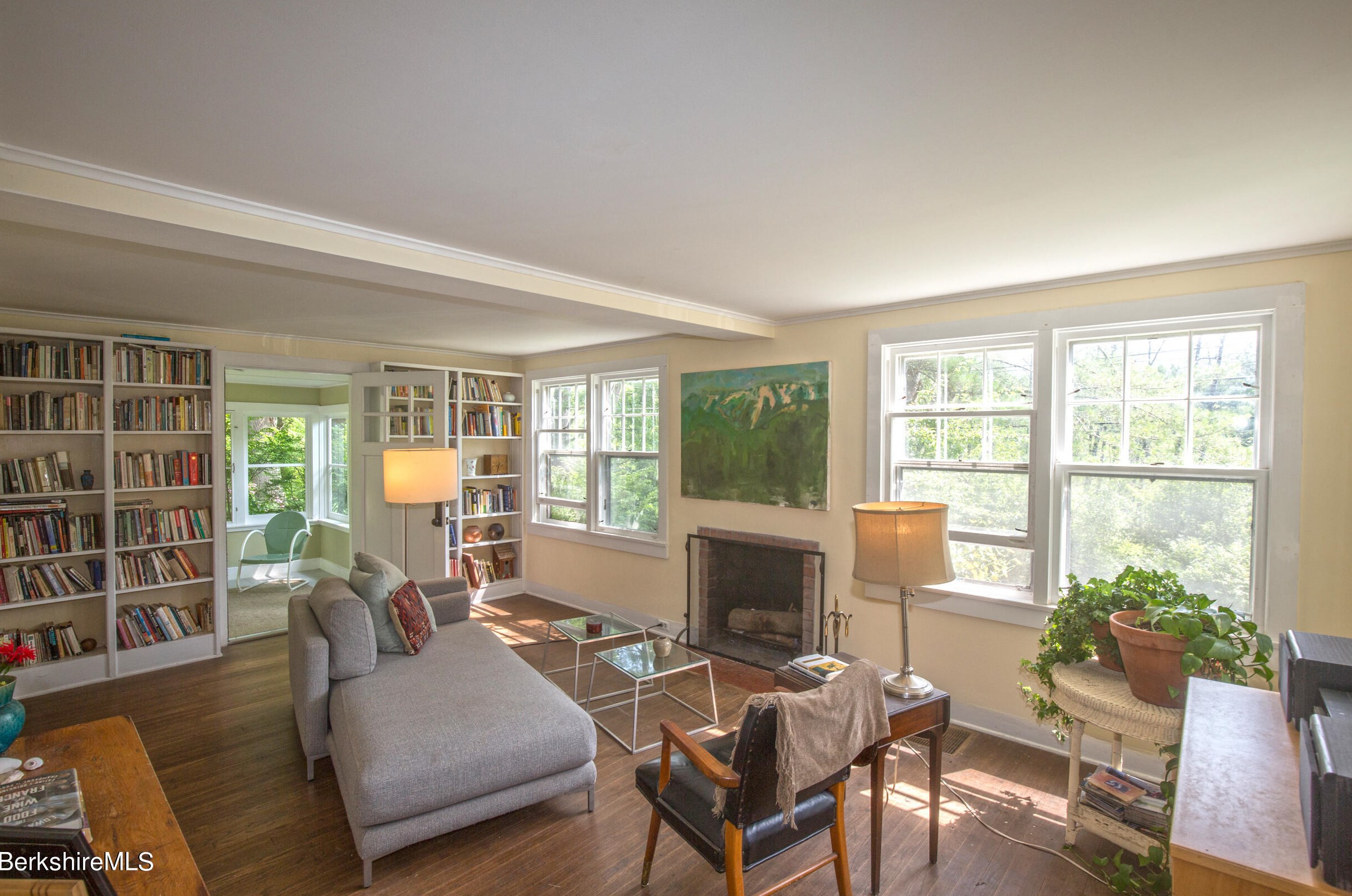 165 Monument Valley Rd, Alford MA 01230-1458 exterior