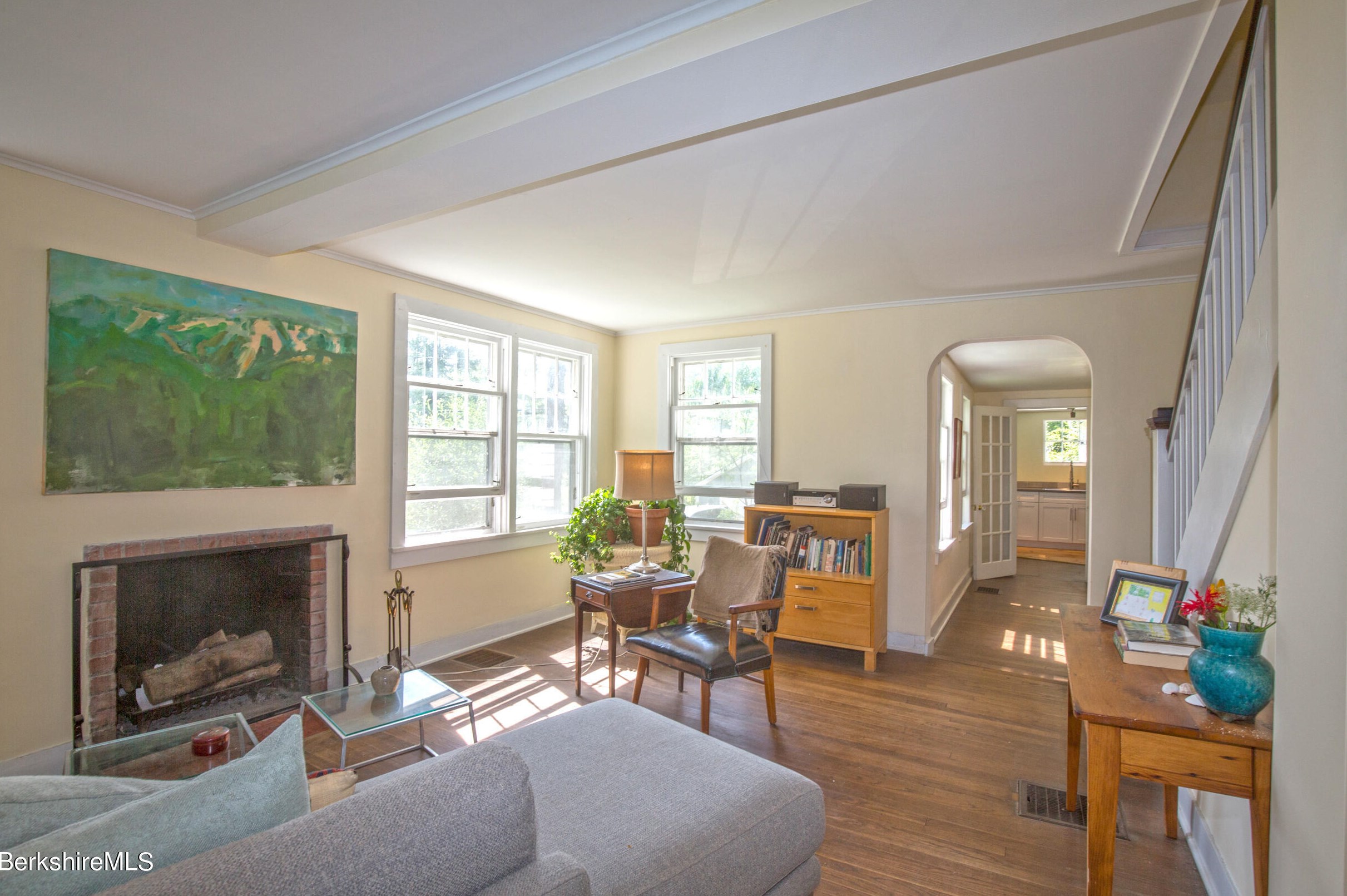 165 Monument Valley Rd, Alford MA 01230-1458 exterior