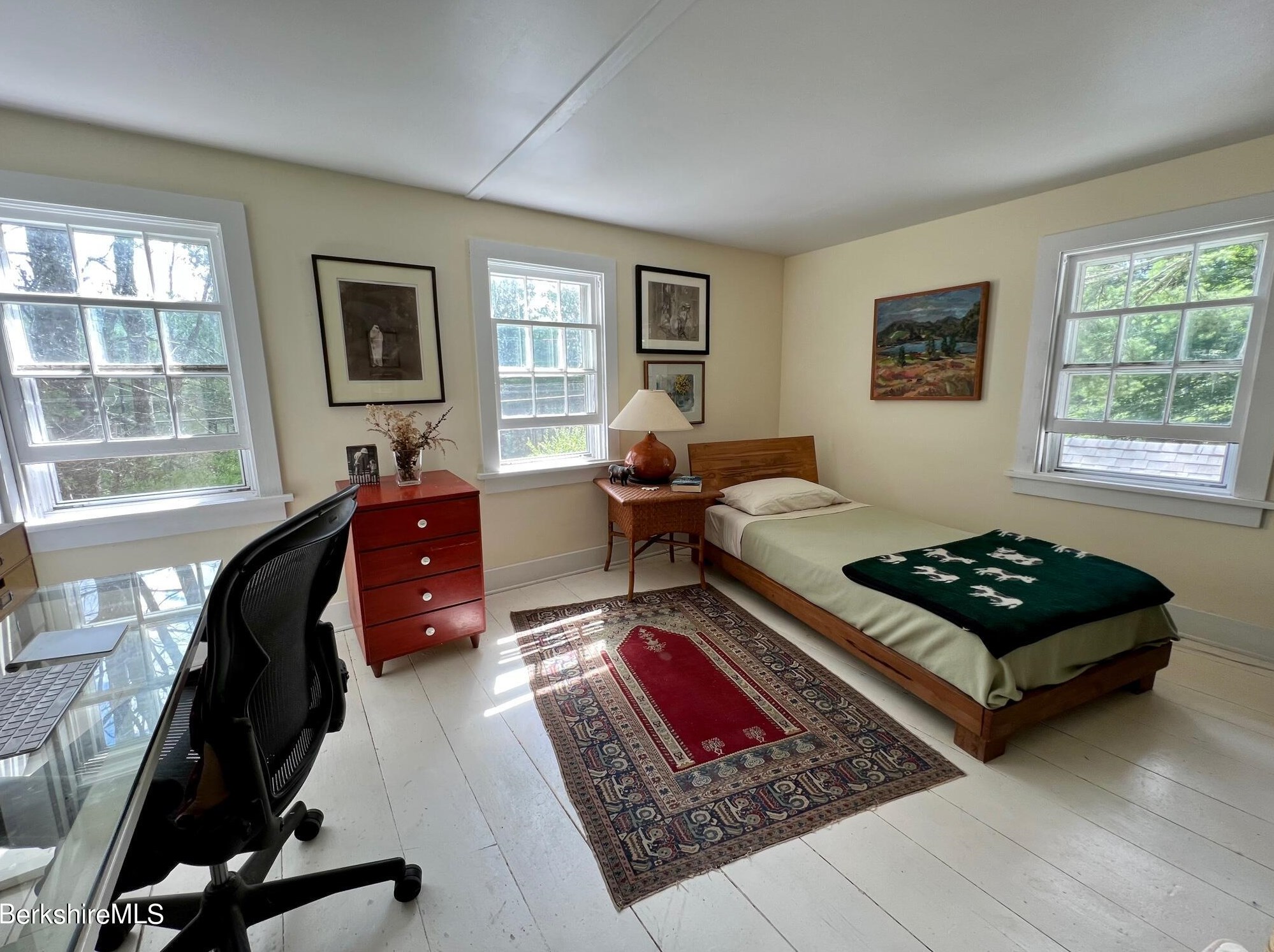 165 Monument Valley Rd, Alford MA 01230-1458 exterior