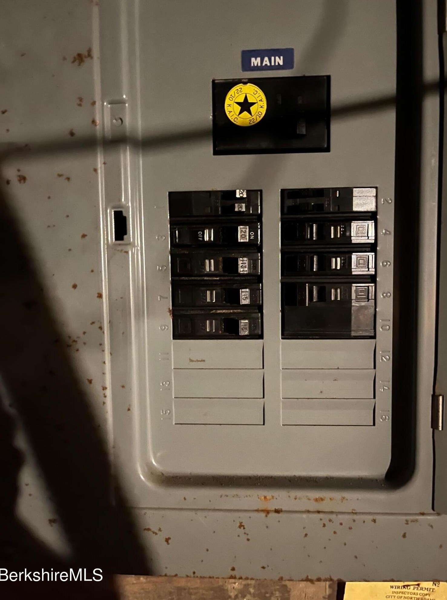 21 Ray St, Clarksburg MA 01247 exterior