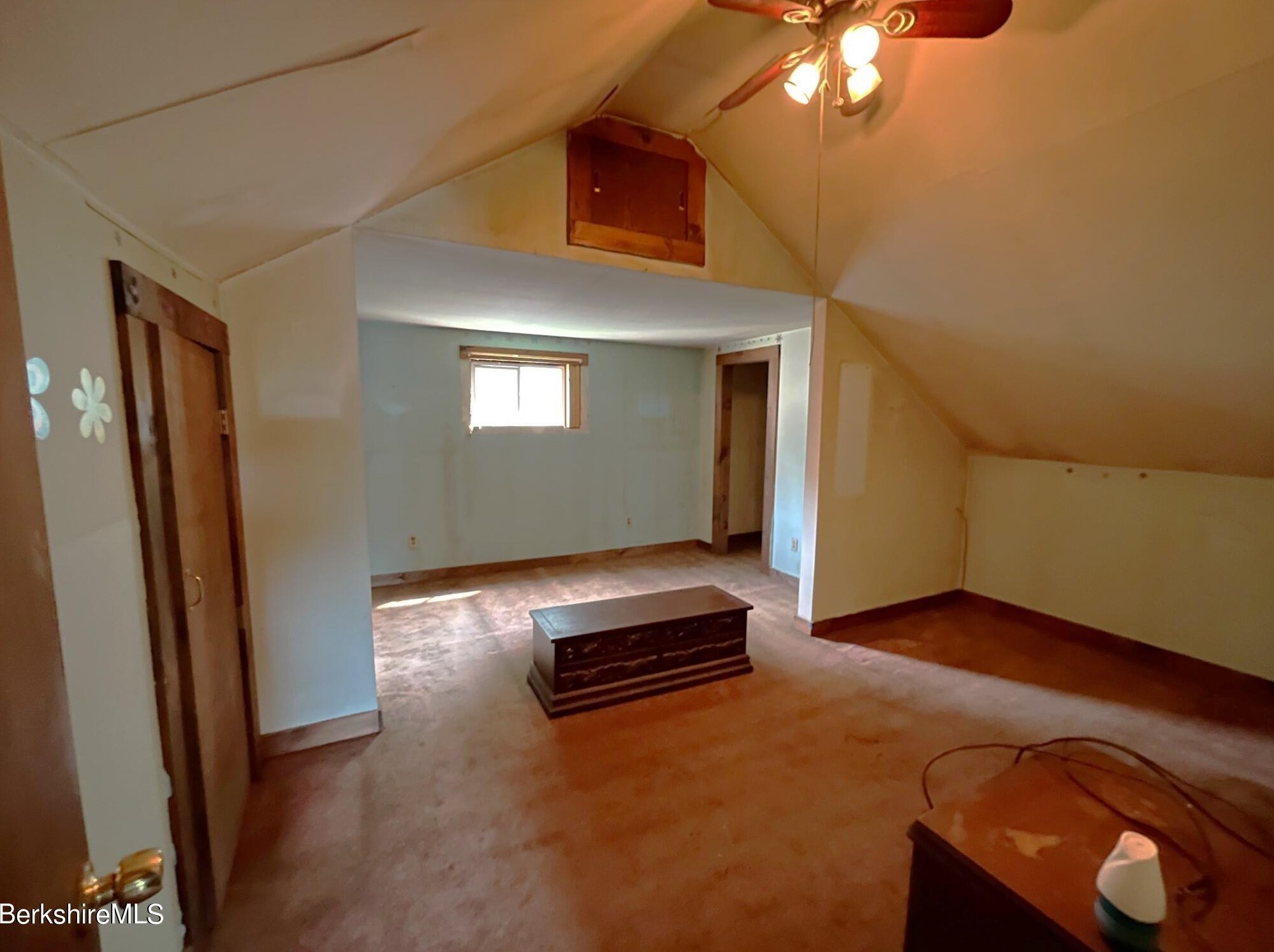 21 Ray St, Clarksburg MA 01247 exterior