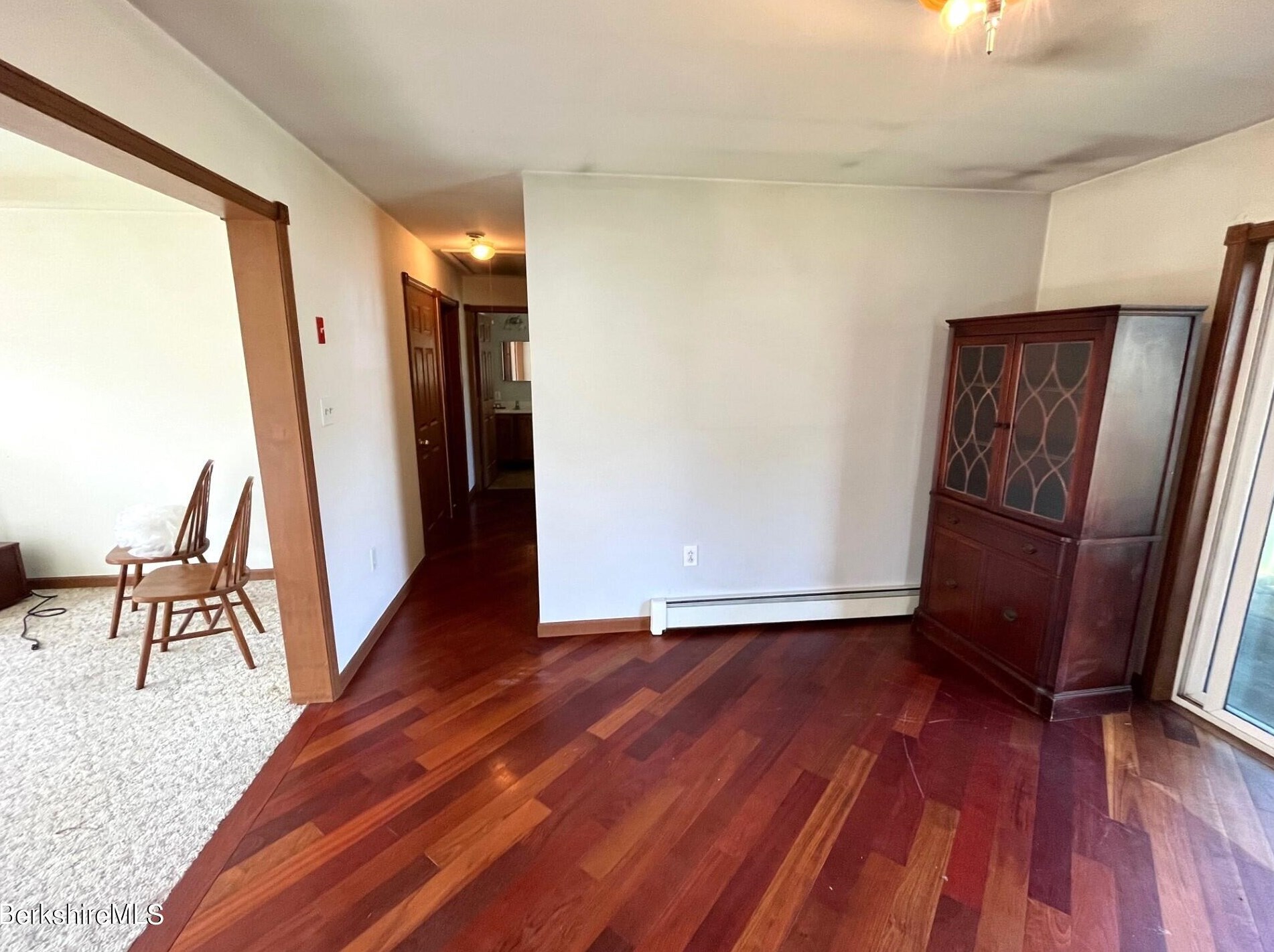 75 Clarendon St, Pittsfield MA 01201-2512 exterior