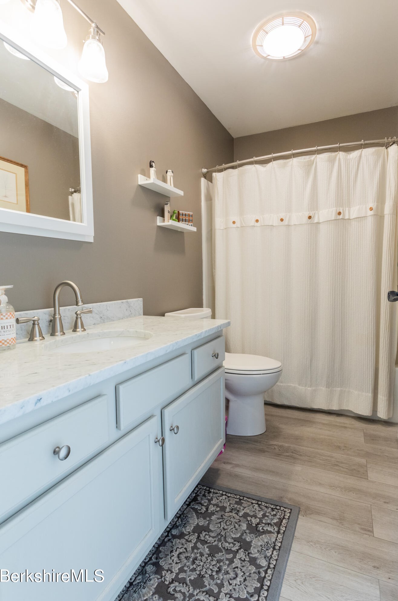 155 Scammell Ave, Pittsfield MA  01201-3435 exterior