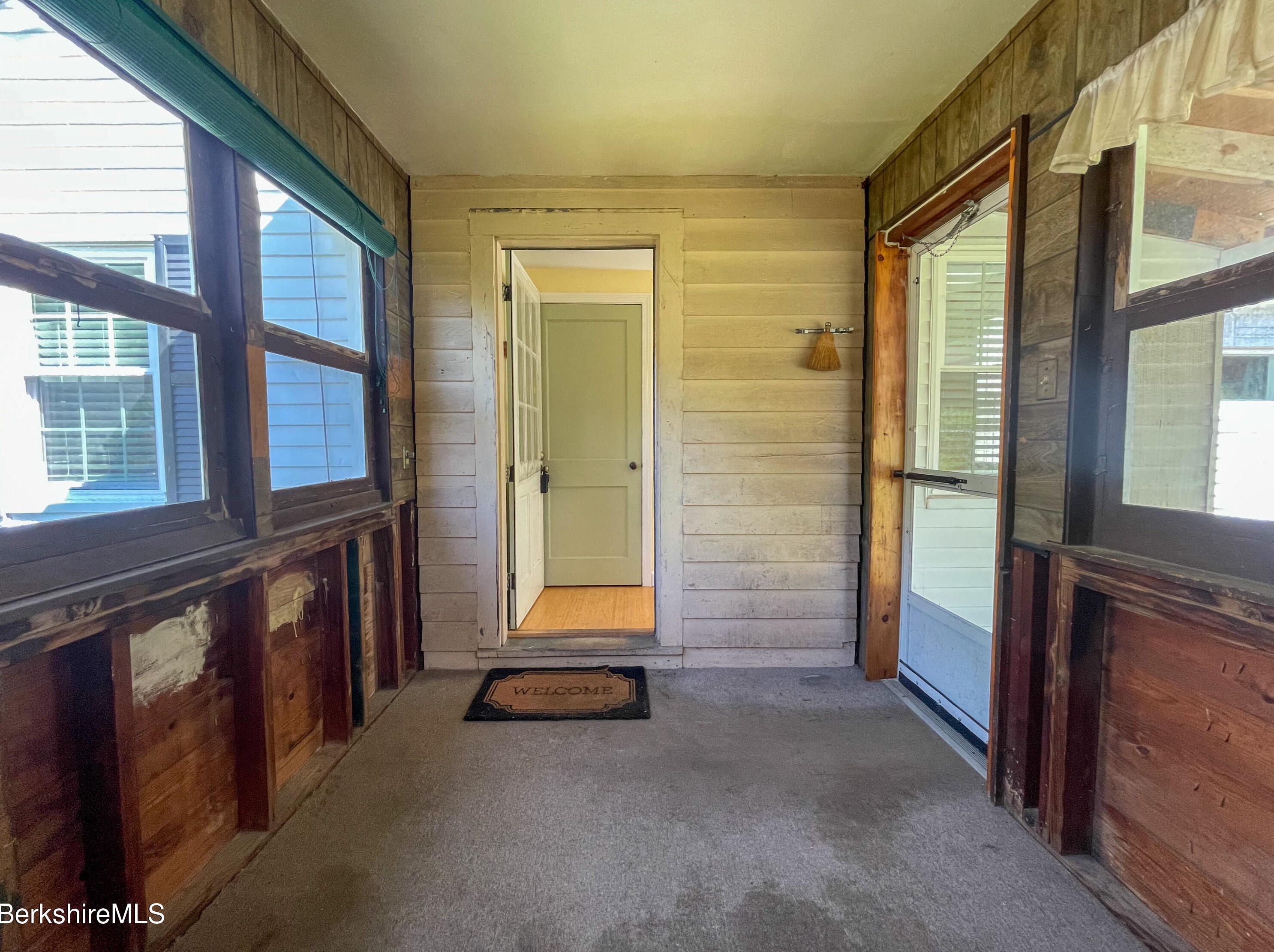 316 Connecticut Ave, Pittsfield MA 01201-3607 exterior