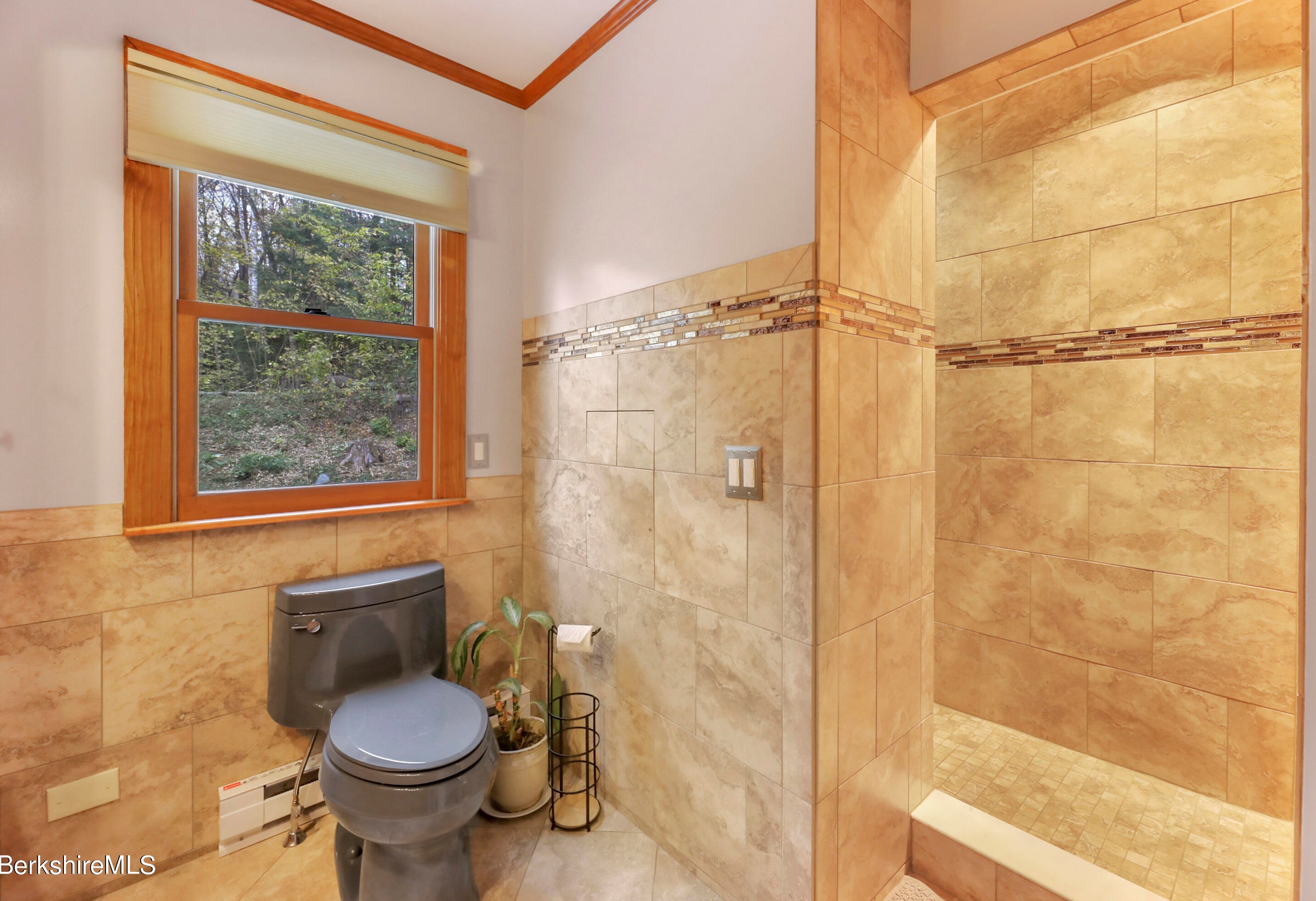 298 Old Dalton Rd, Peru MA  01235-9304 exterior