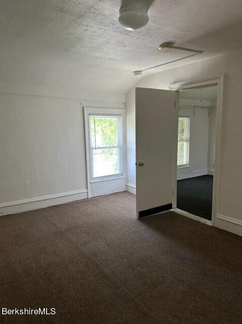 198 Un St, Pittsfield MA  01201-4530 exterior