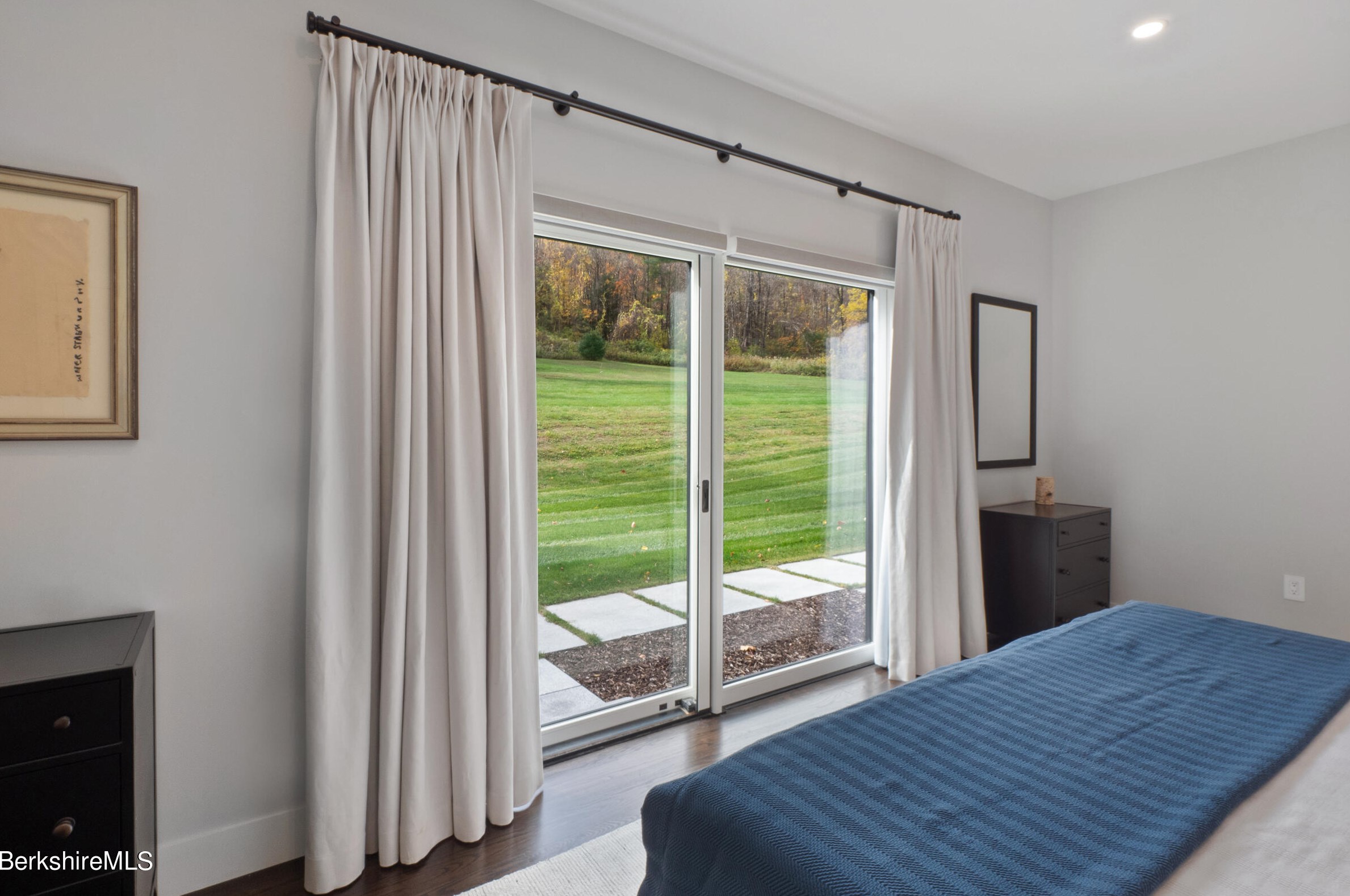 20 Cobb Rd, Alford MA 01230-1114 exterior