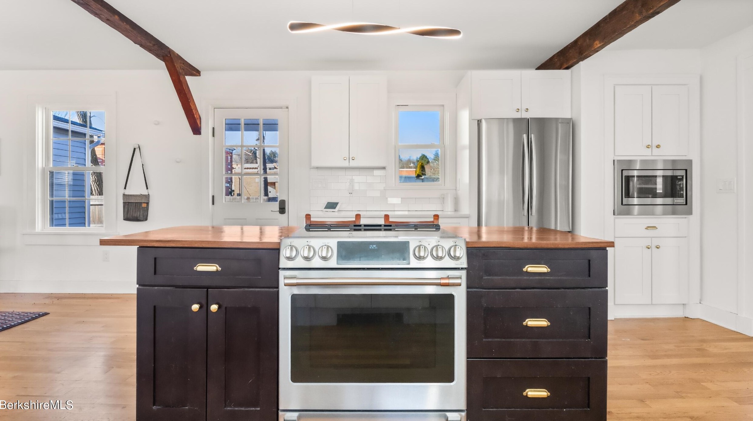 23 Church St, Alford MA  01230-1378 exterior