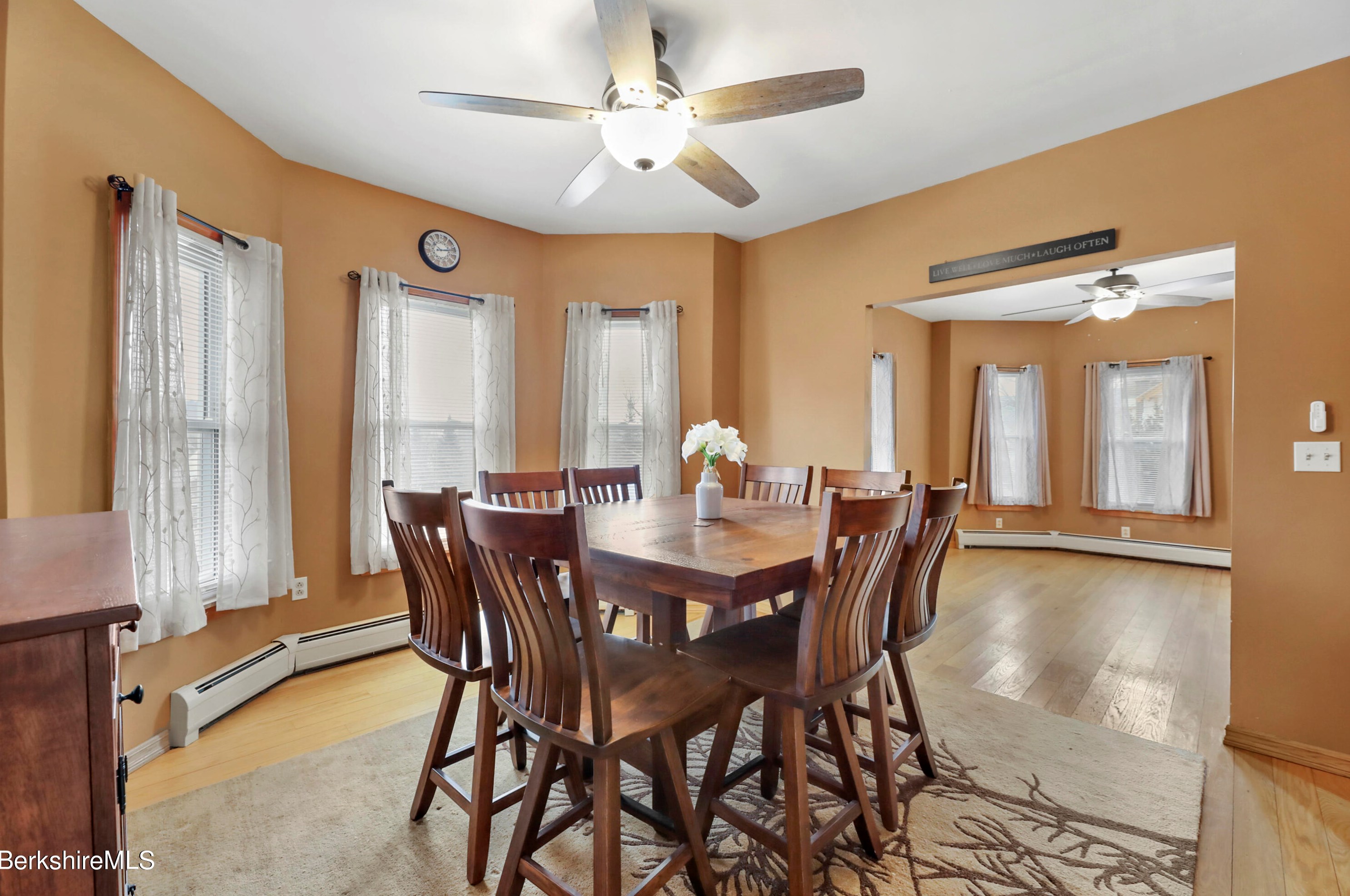 35 Whitman St, Clarksburg MA 01247-3818 exterior