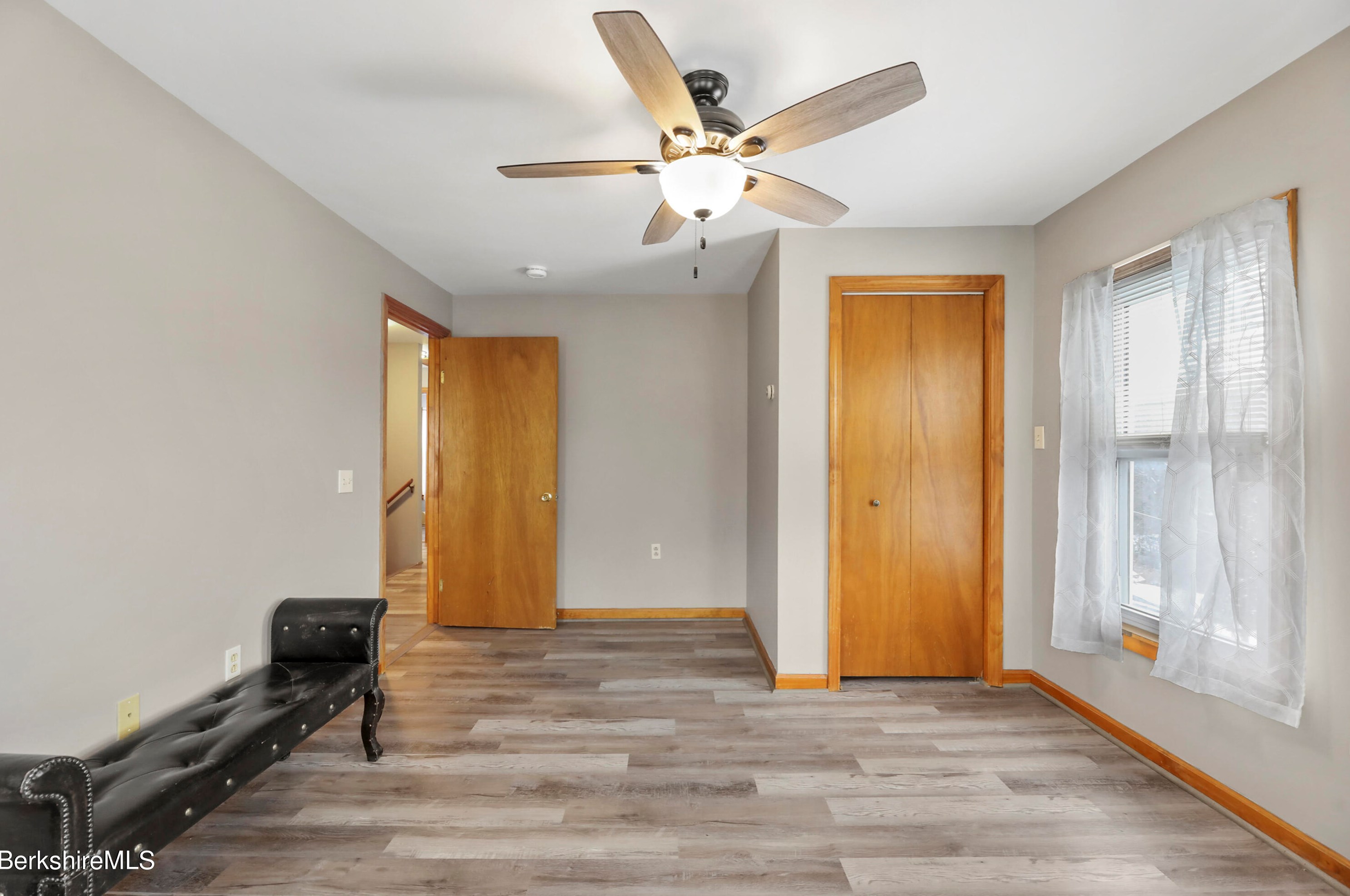 35 Whitman St, Clarksburg MA 01247-3818 exterior