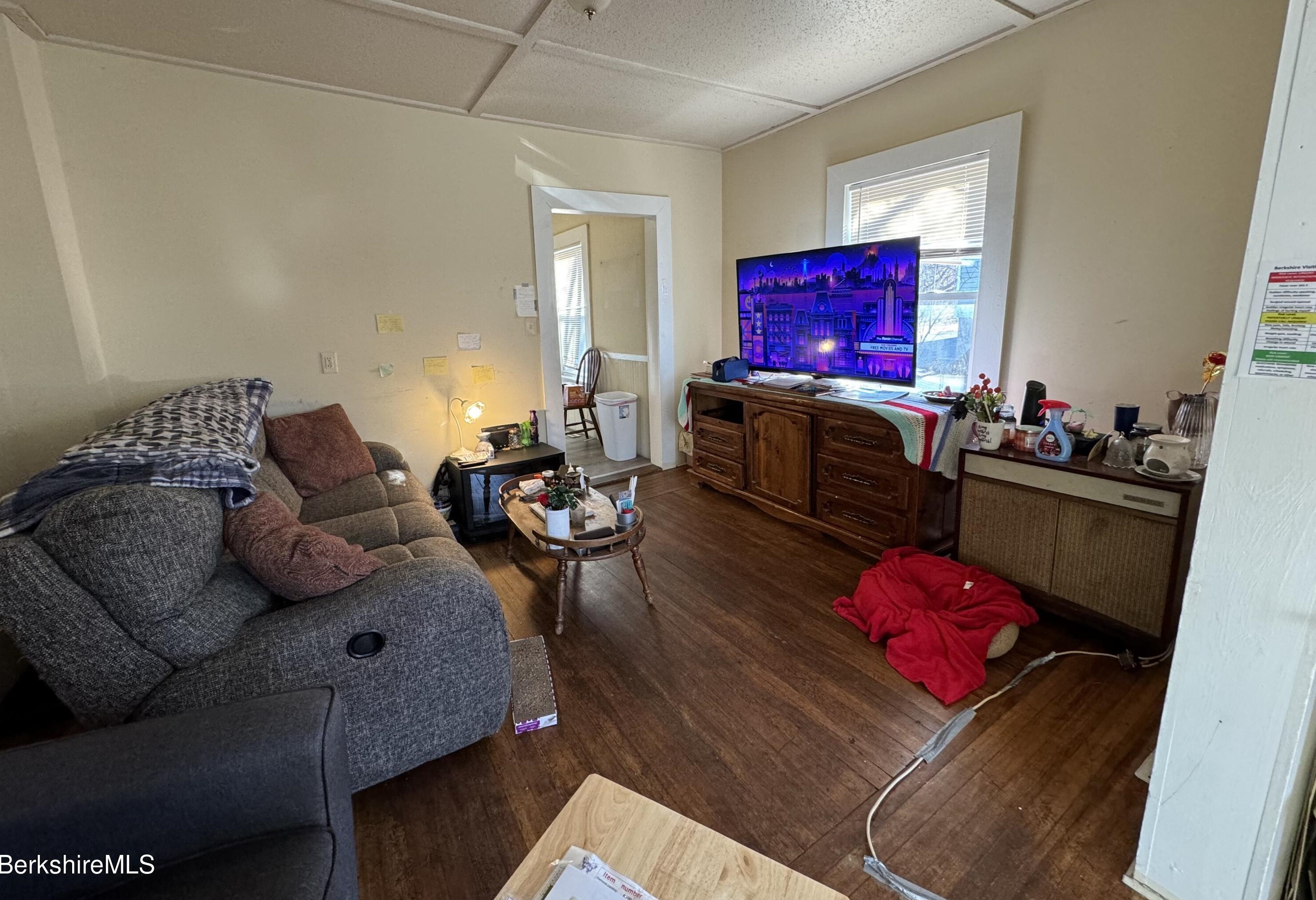 48 4th St, Pittsfield MA  01201-5280 exterior