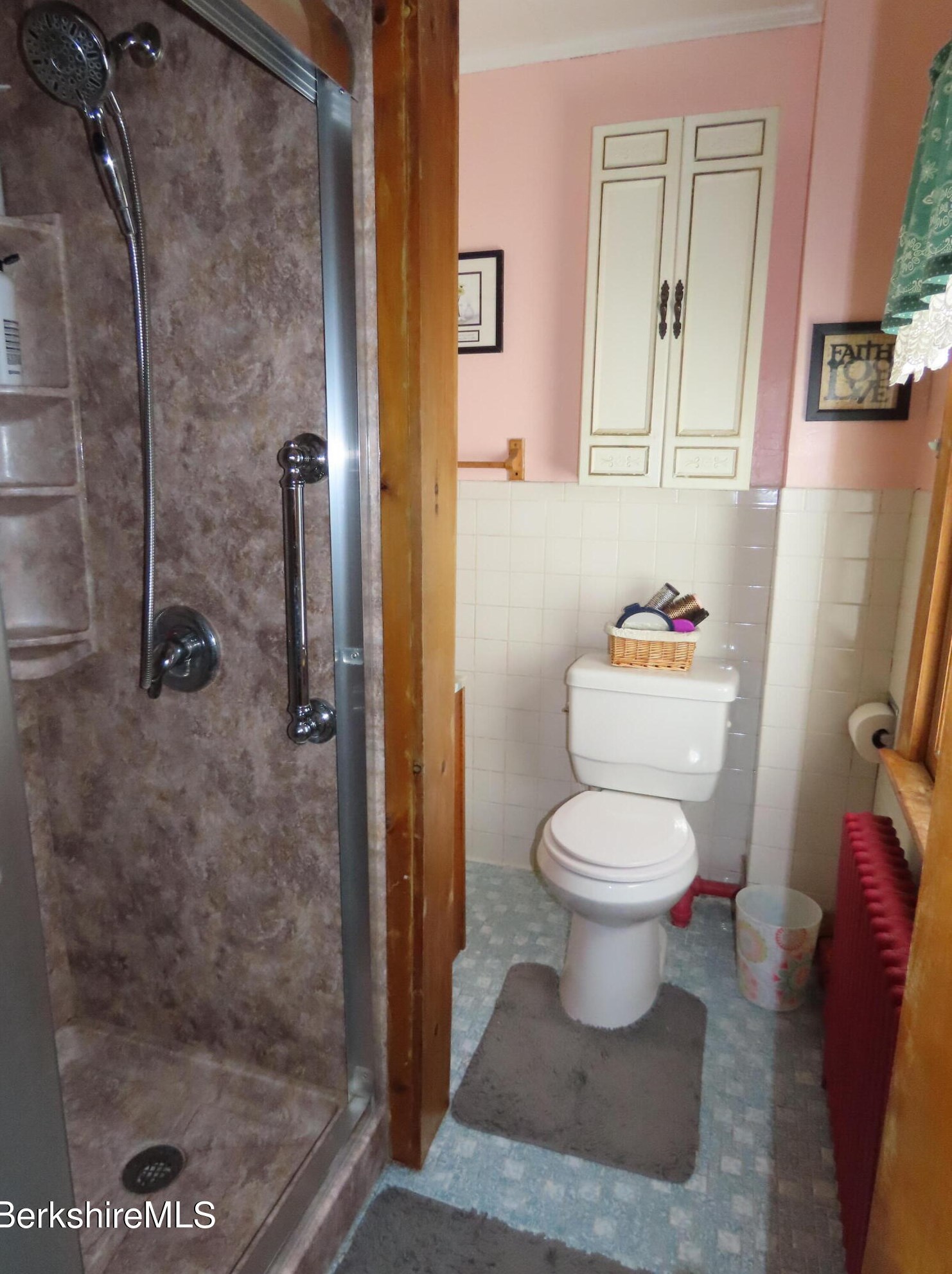 12 Pearl St, Adams MA  01220-2123 exterior