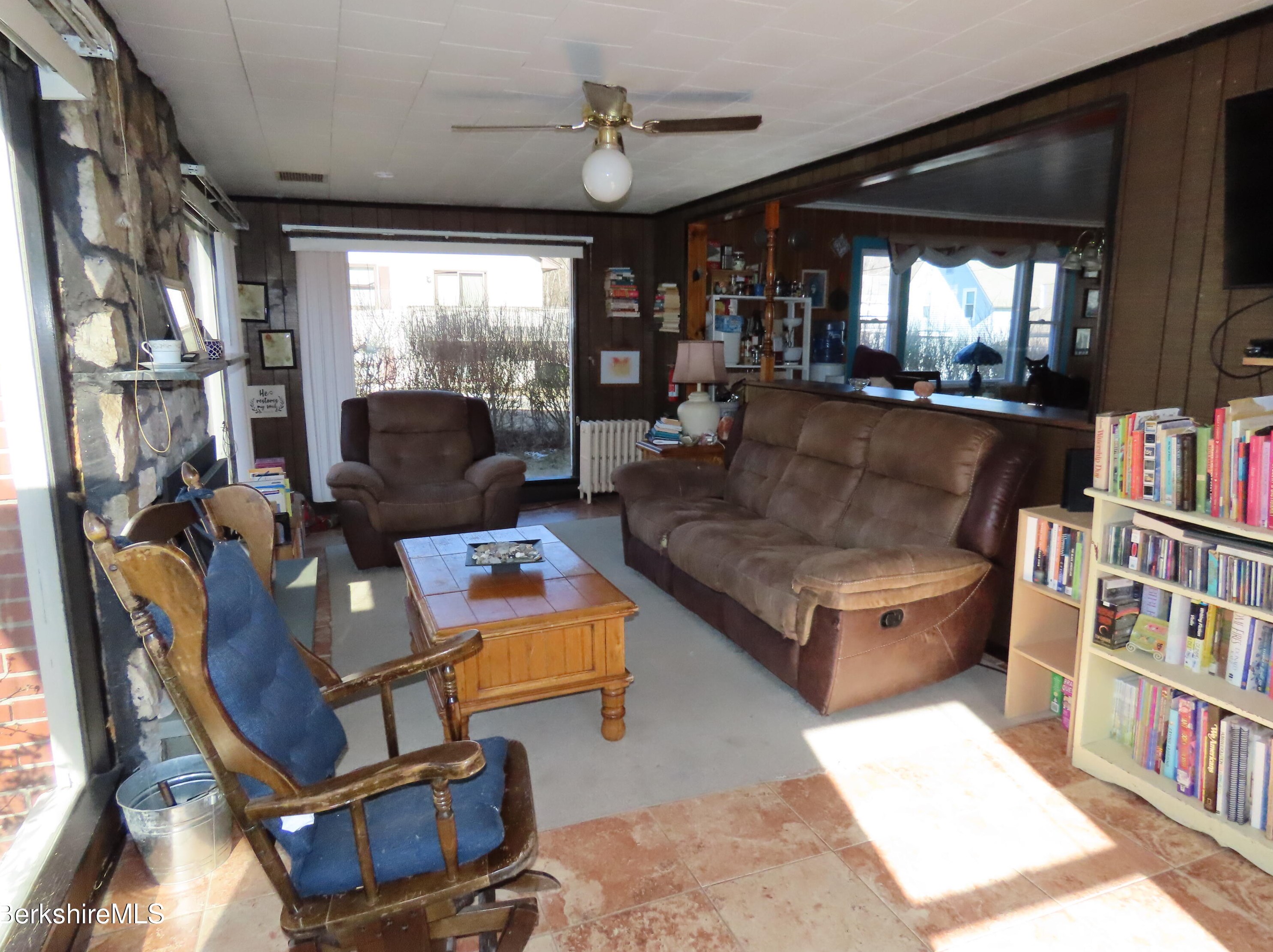 12 Pearl St, Adams MA  01220-2123 exterior