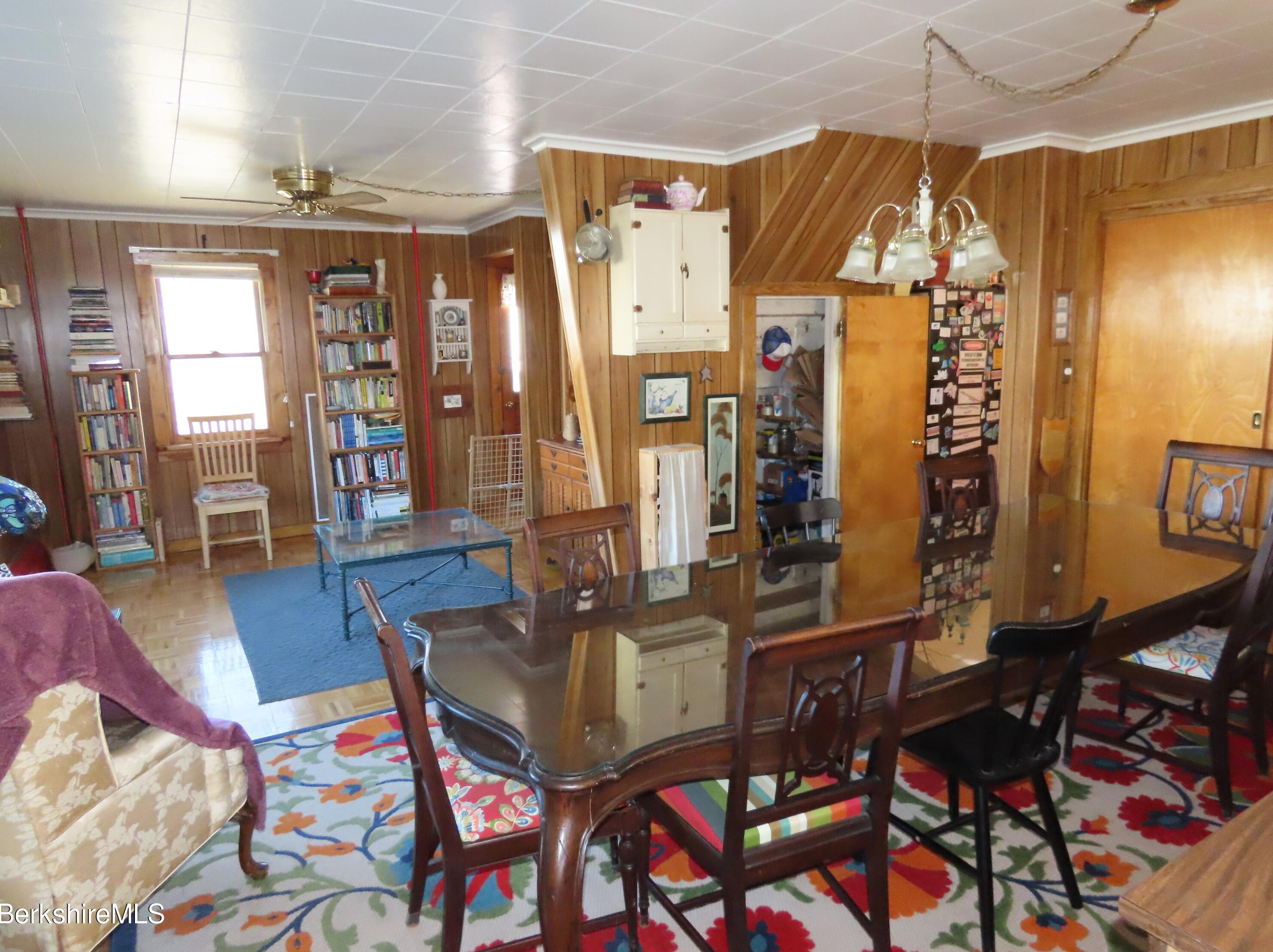 12 Pearl St, Adams MA  01220-2123 exterior