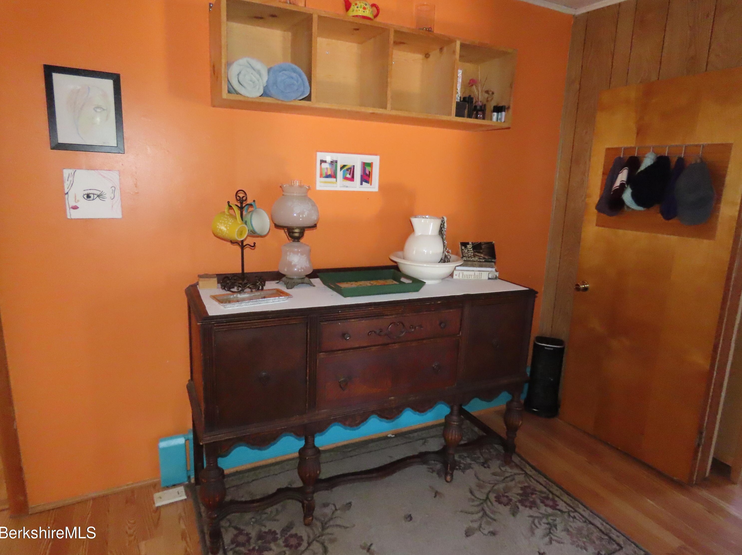 12 Pearl St, Adams MA  01220-2123 exterior