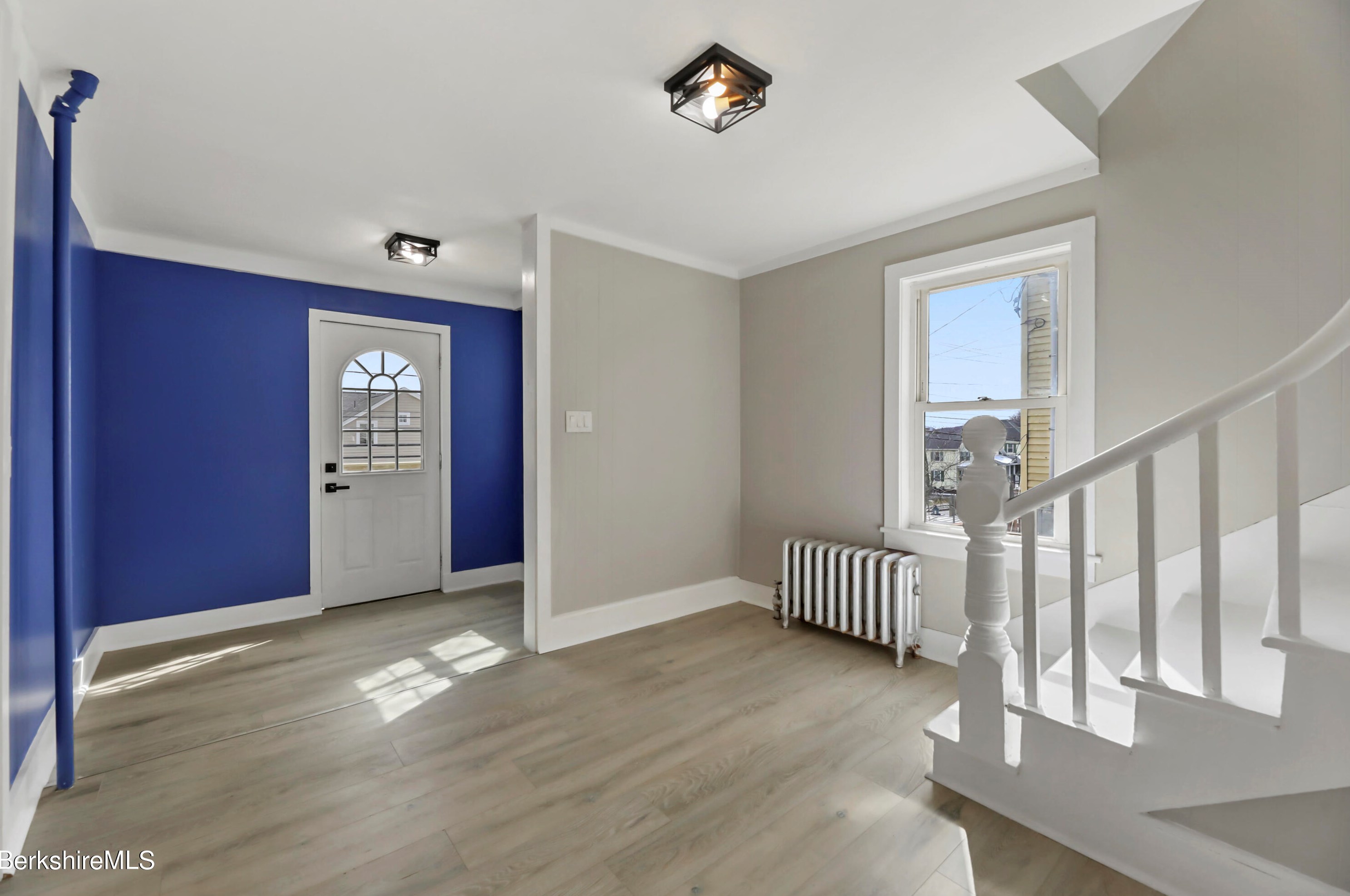 141 Onota St, Pittsfield MA  01201-3120 exterior