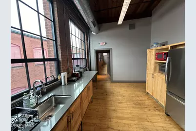 99 Hawthorne Ave, Pittsfield, MA 01201 - Photo 5