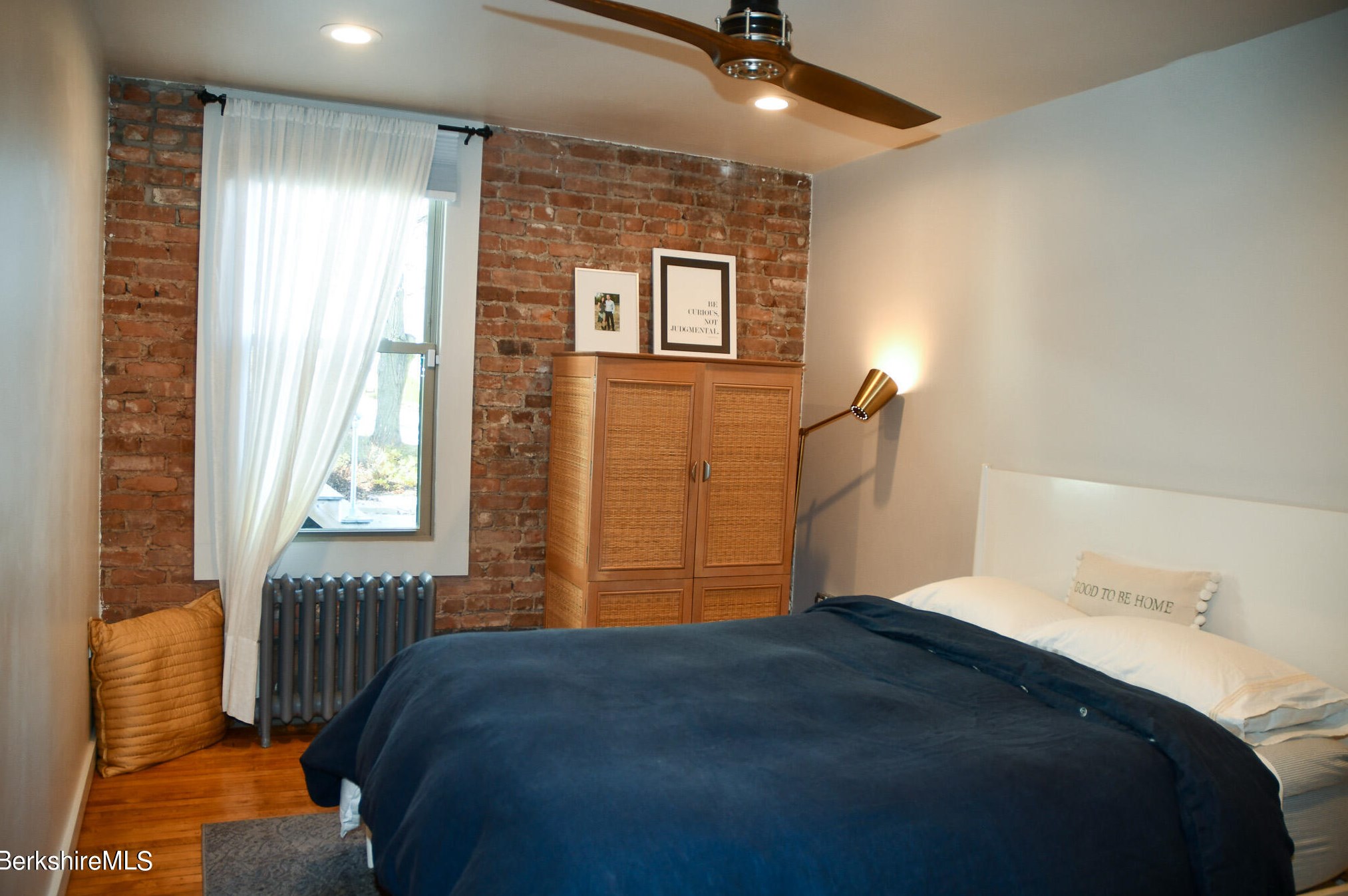 17-23 Linden St, Pittsfield MA exterior