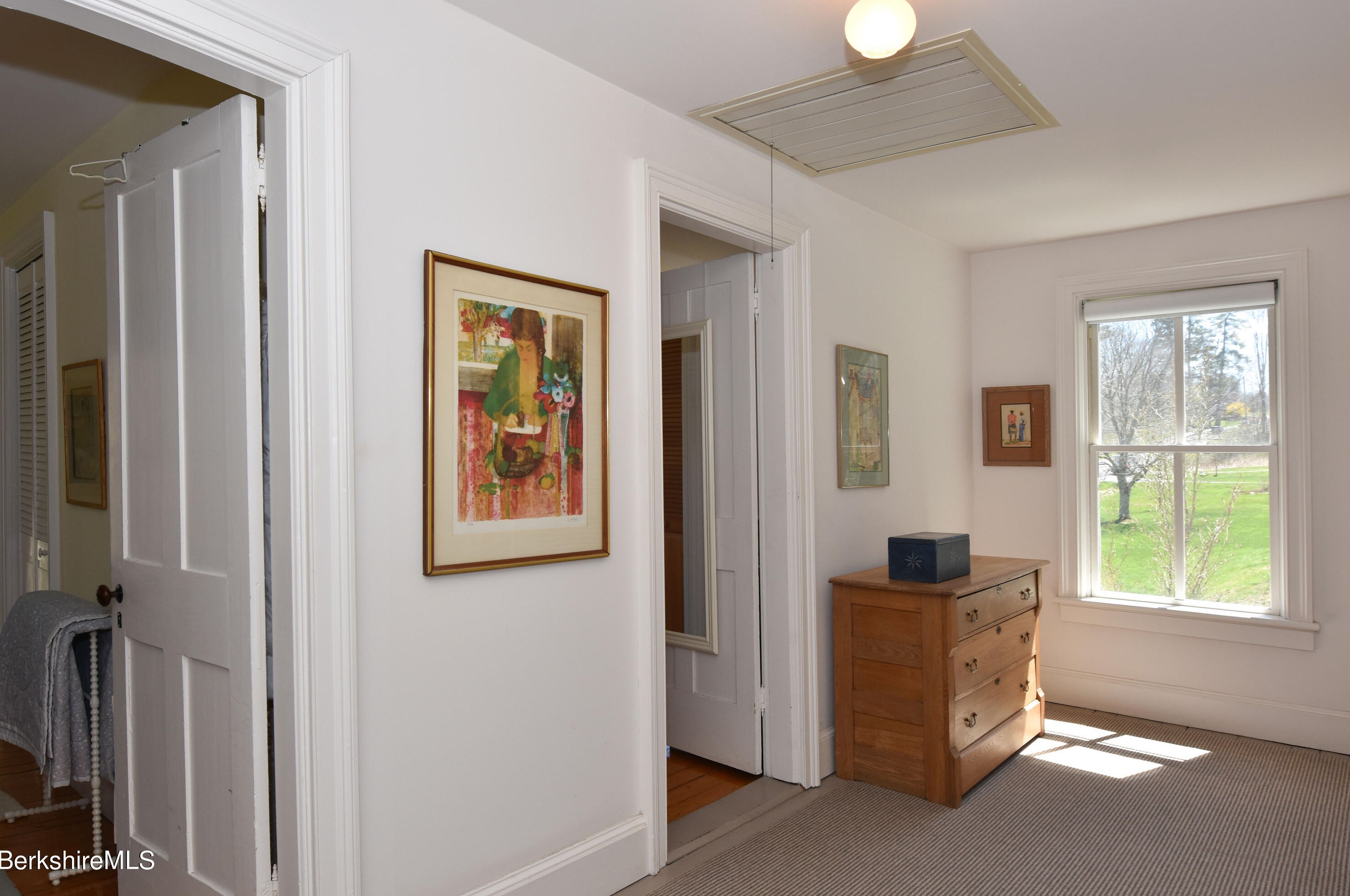 361 St, Lenox MA 01240-2235 exterior