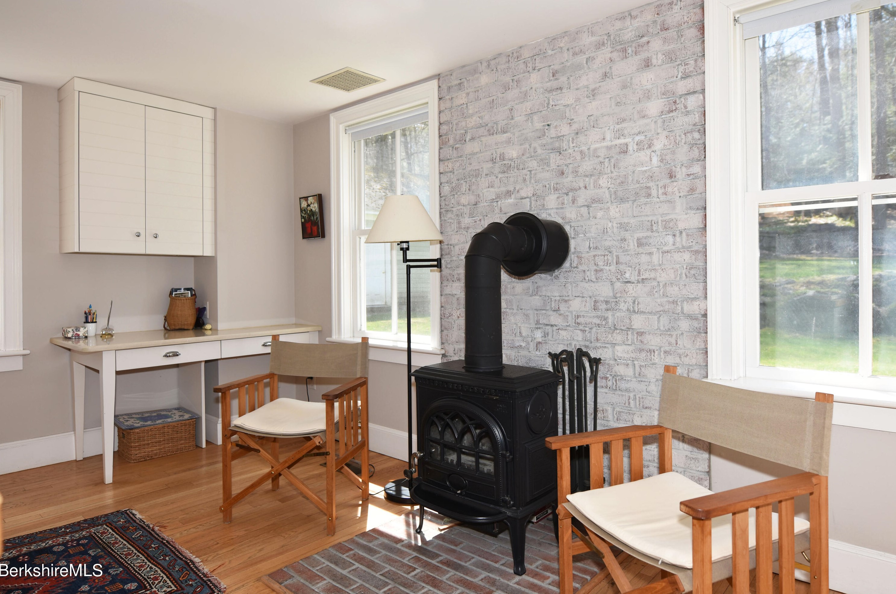 361 St, Lenox MA 01240-2235 exterior