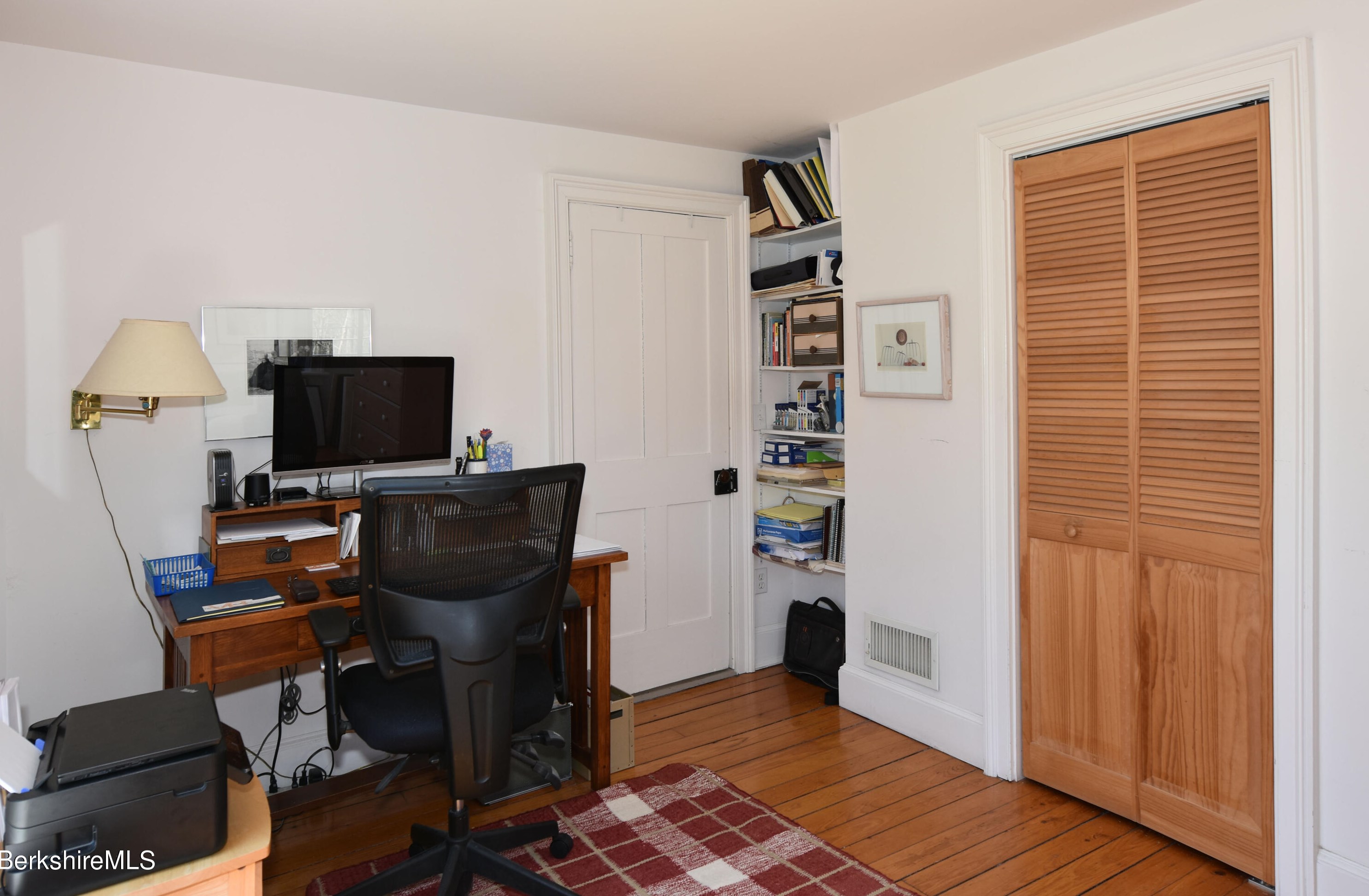 361 St, Lenox MA 01240-2235 exterior