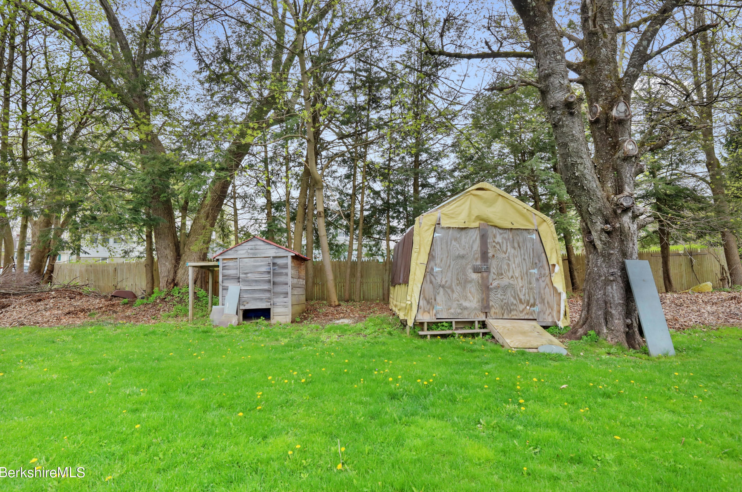 50 Margerie St, Lee MA  01238-9467 exterior