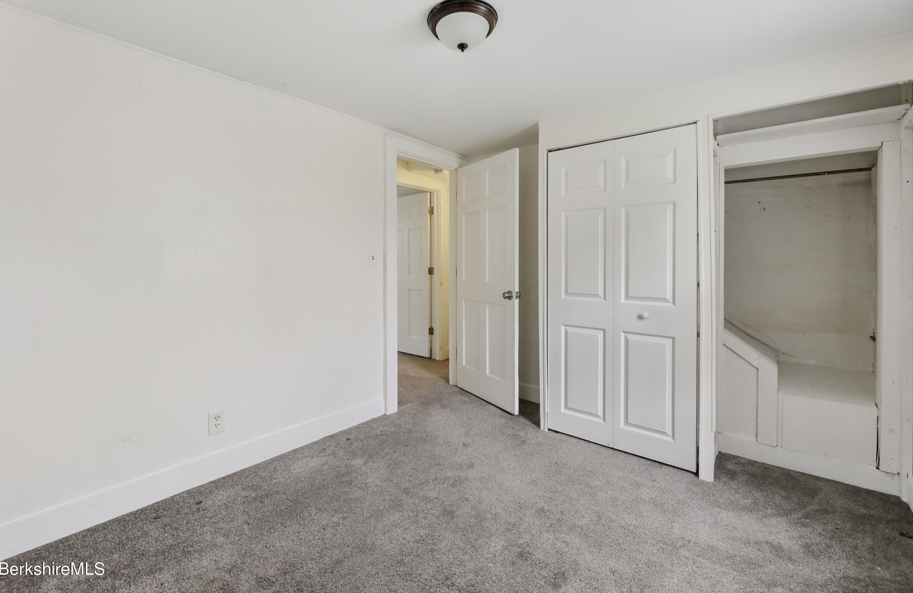 50 Margerie St, Lee MA  01238-9467 exterior